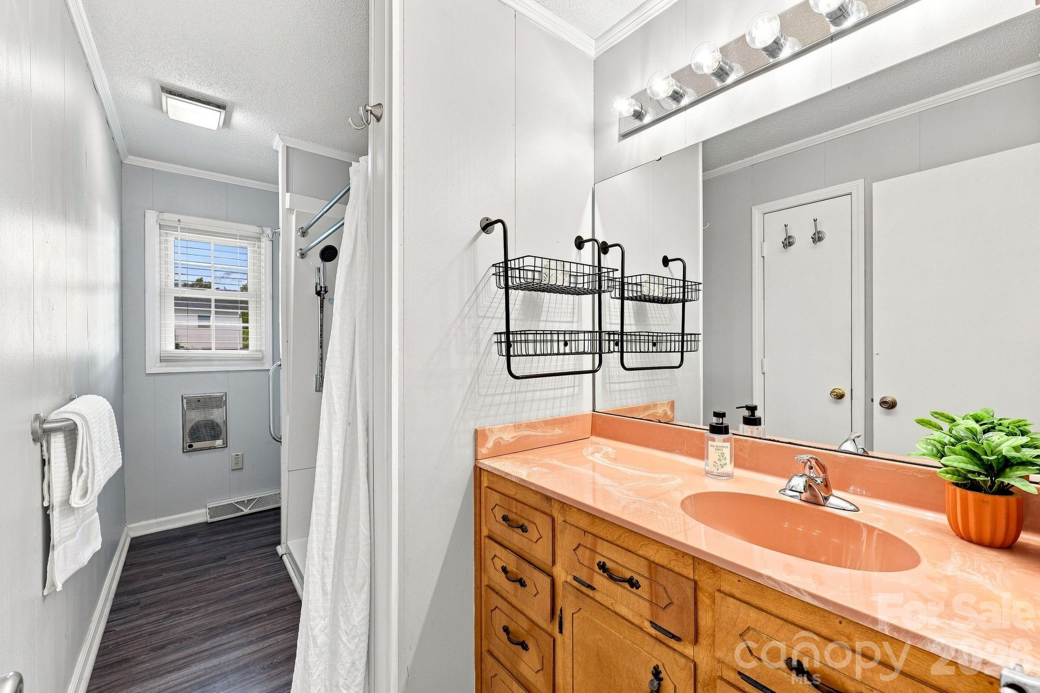 558 Snuggs Street Property Photo 31
