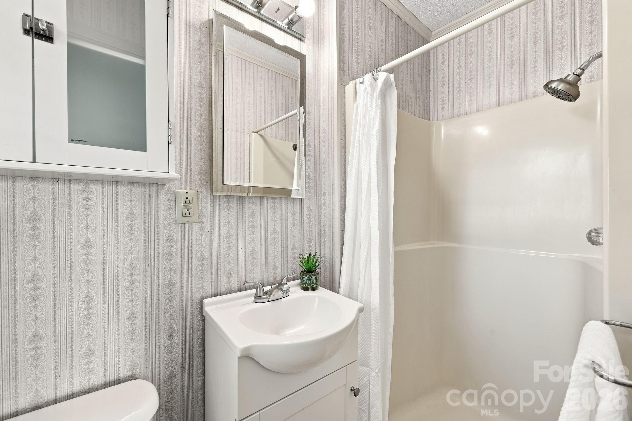 558 Snuggs Street Property Photo 35