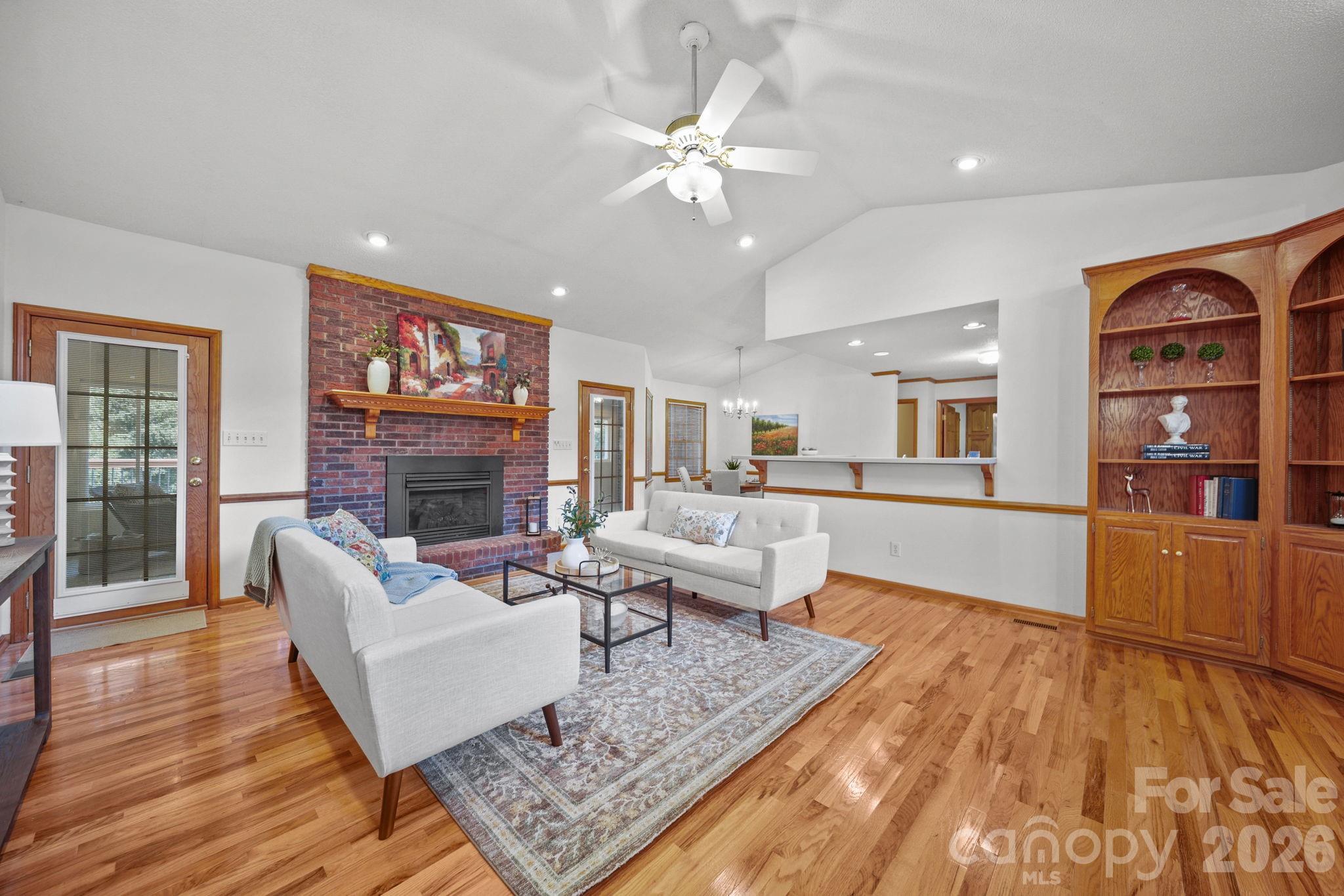 3008 Eaker Drive Property Photo 11