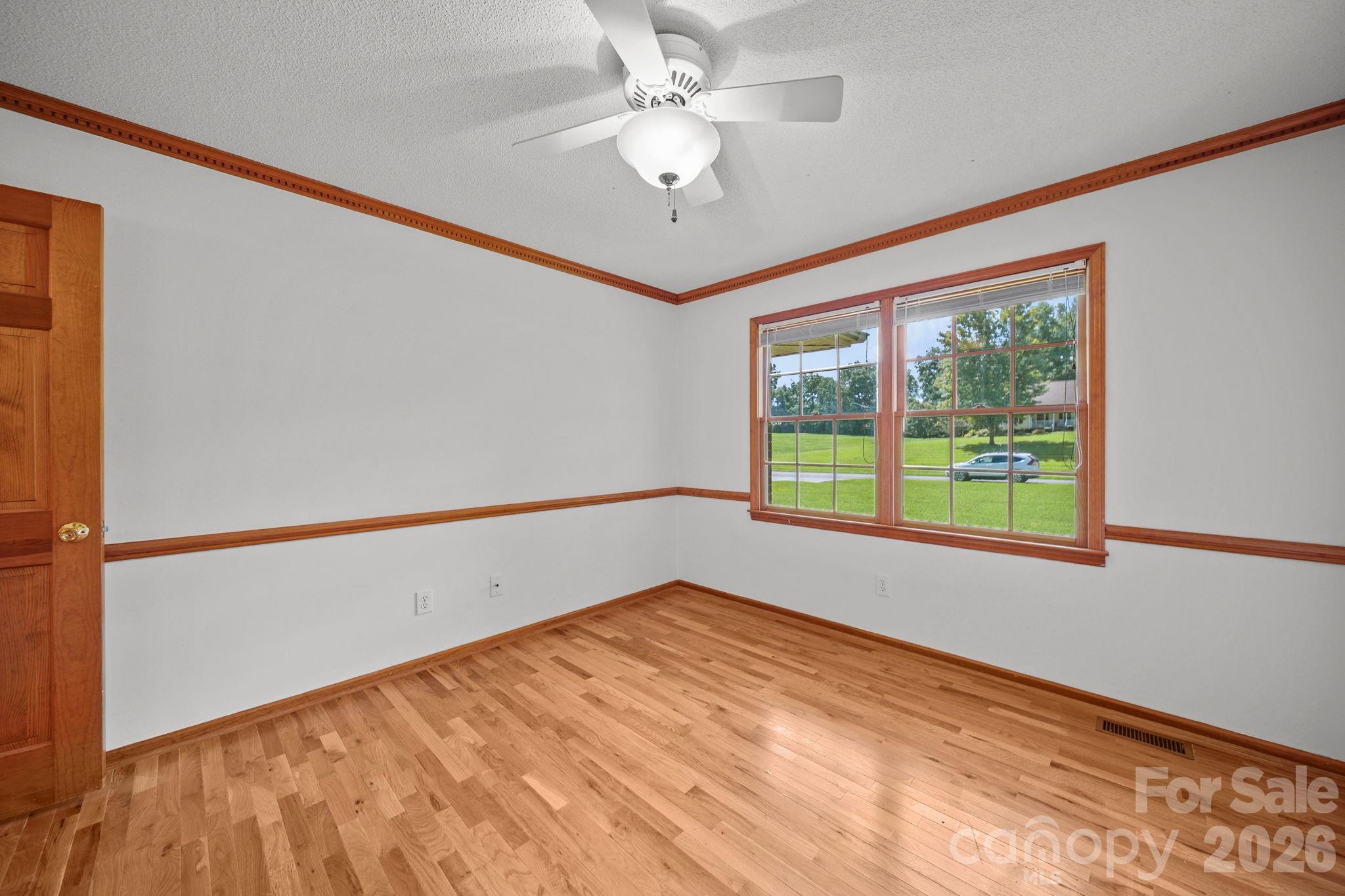 3008 Eaker Drive Property Photo 14