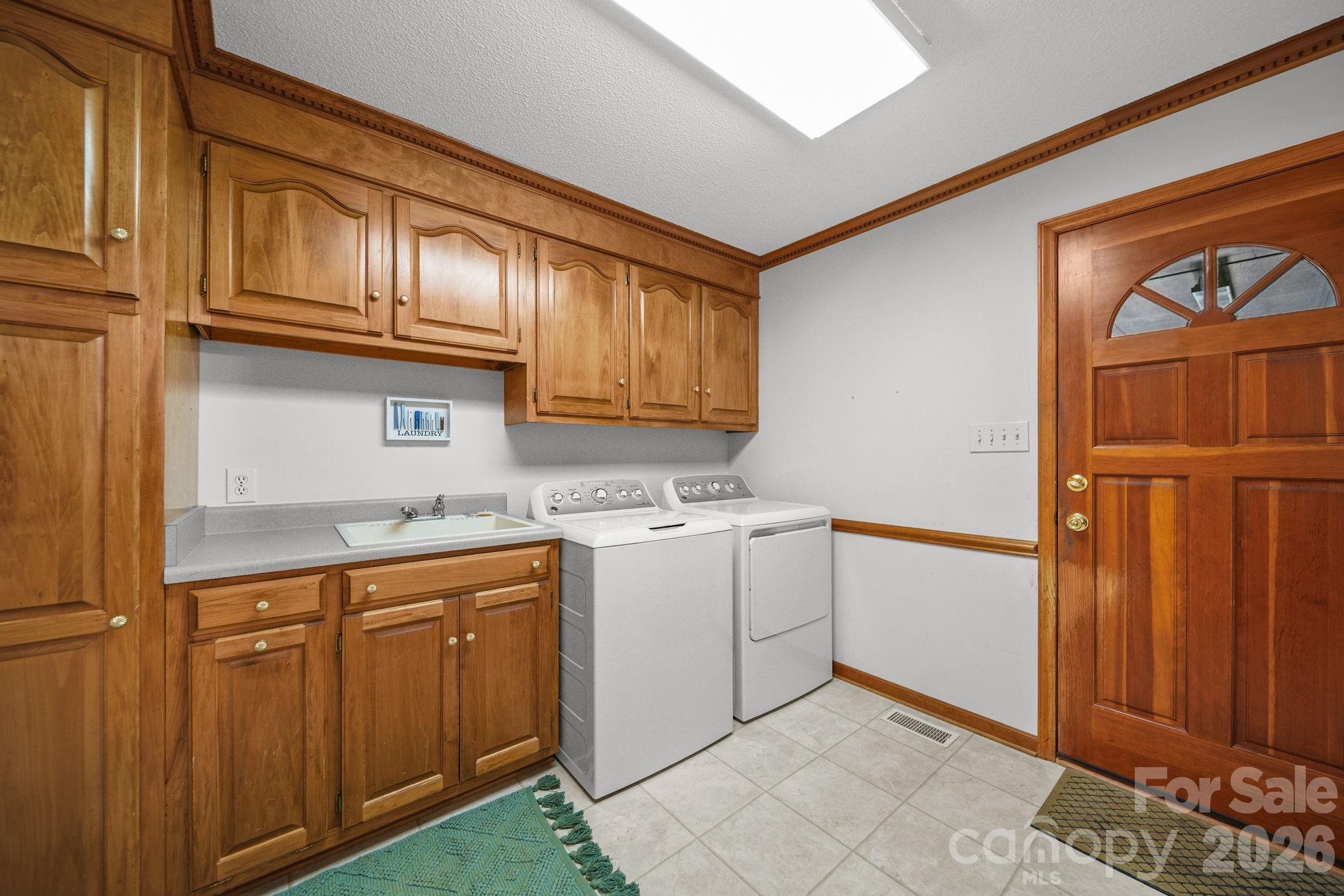 3008 Eaker Drive Property Photo 22