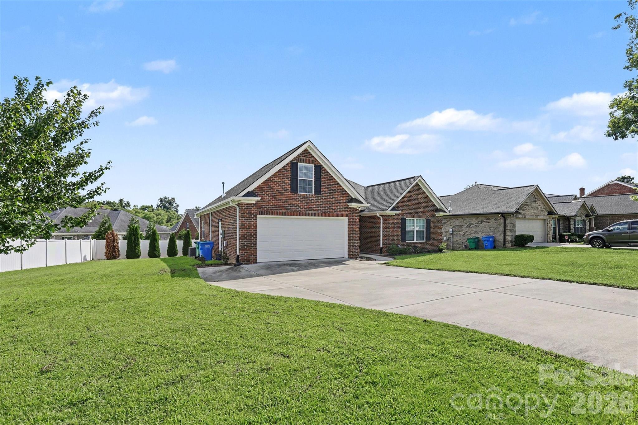 3552 Brickwood Circle Property Photo 13