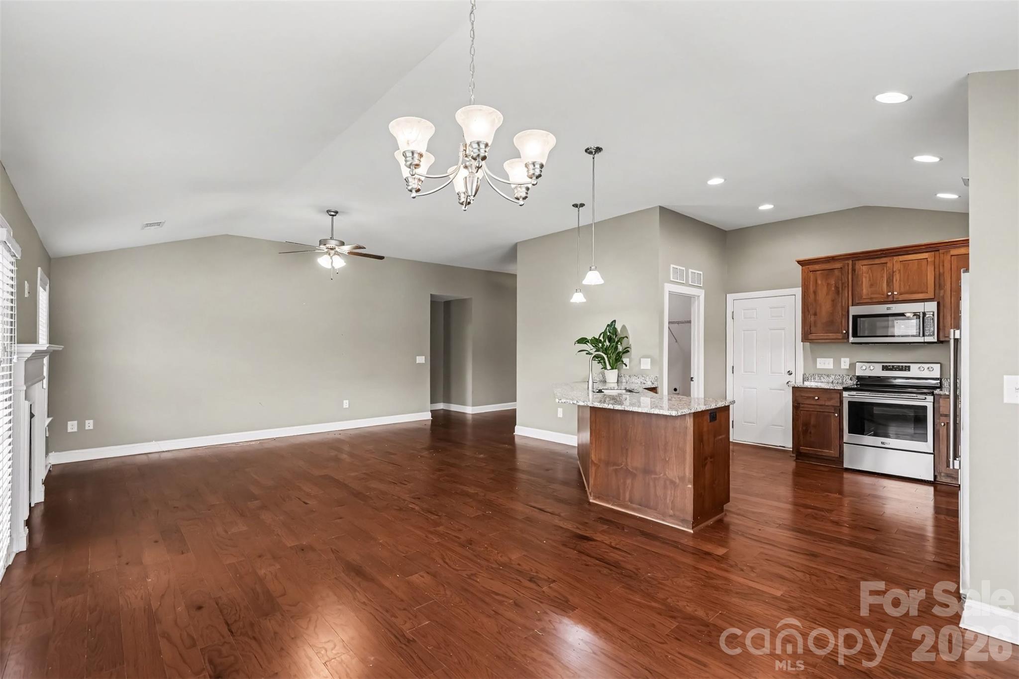 3552 Brickwood Circle Property Photo 18