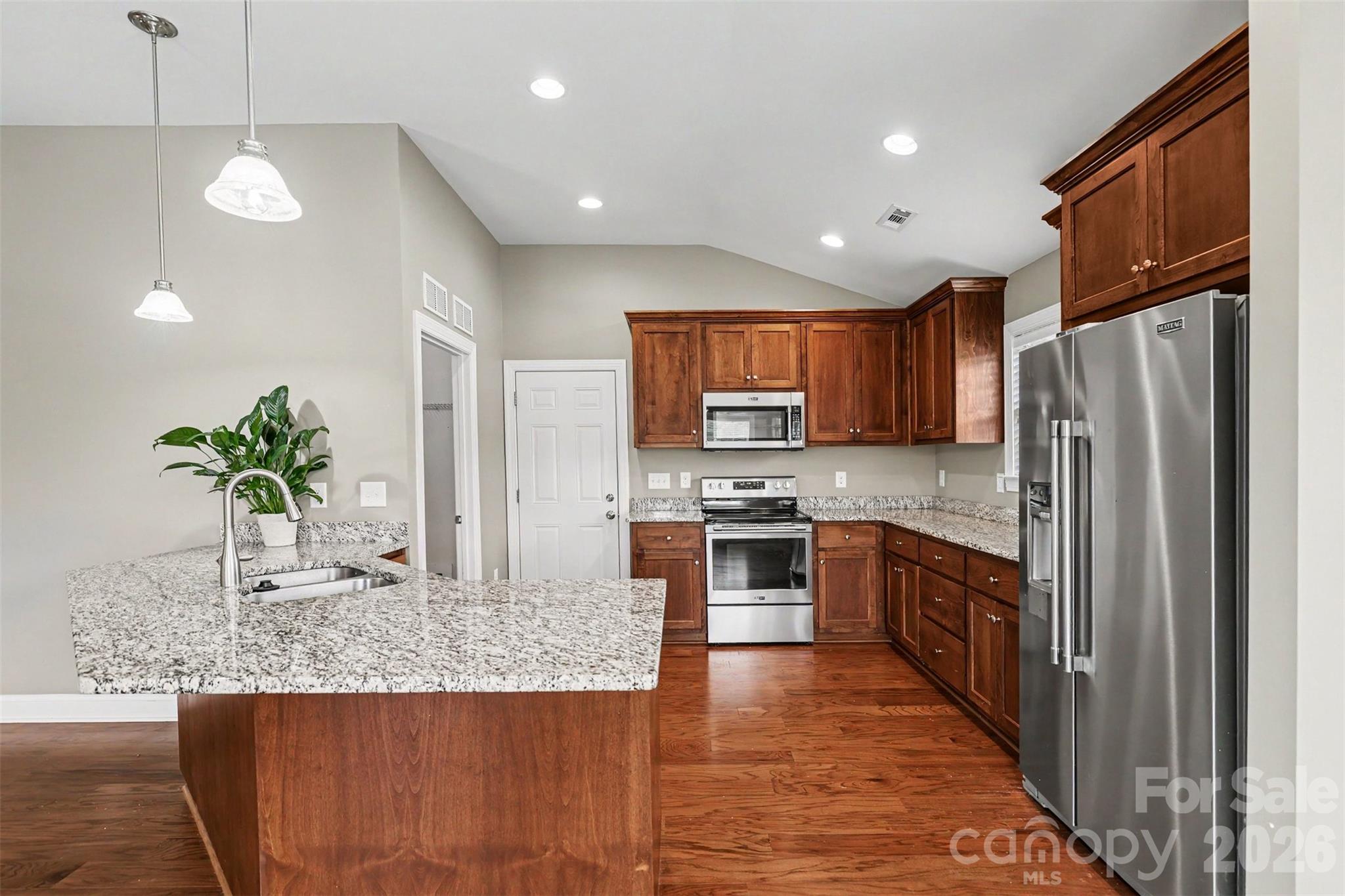 3552 Brickwood Circle Property Photo 19