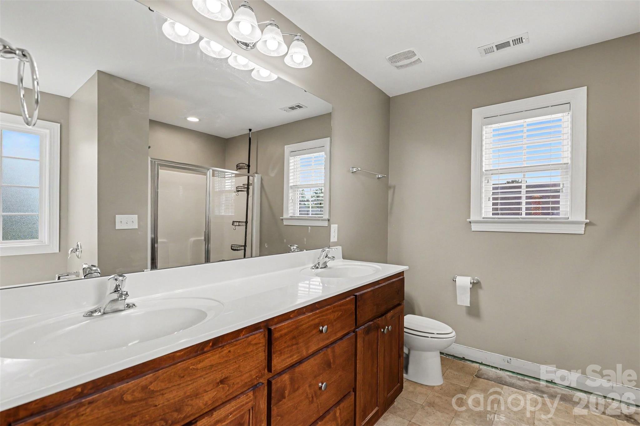 3552 Brickwood Circle Property Photo 32