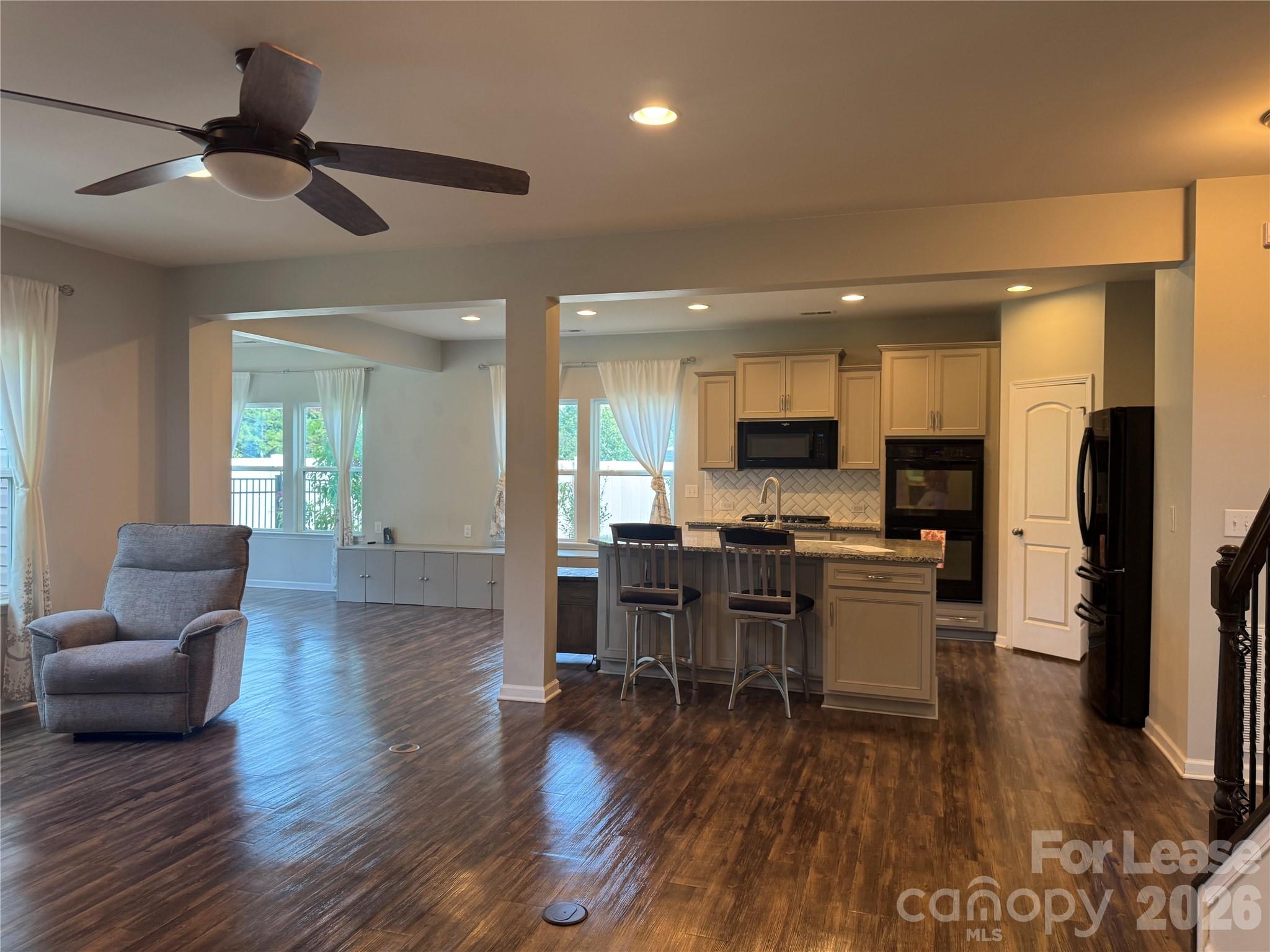 6308 Durango Way Property Photo 11