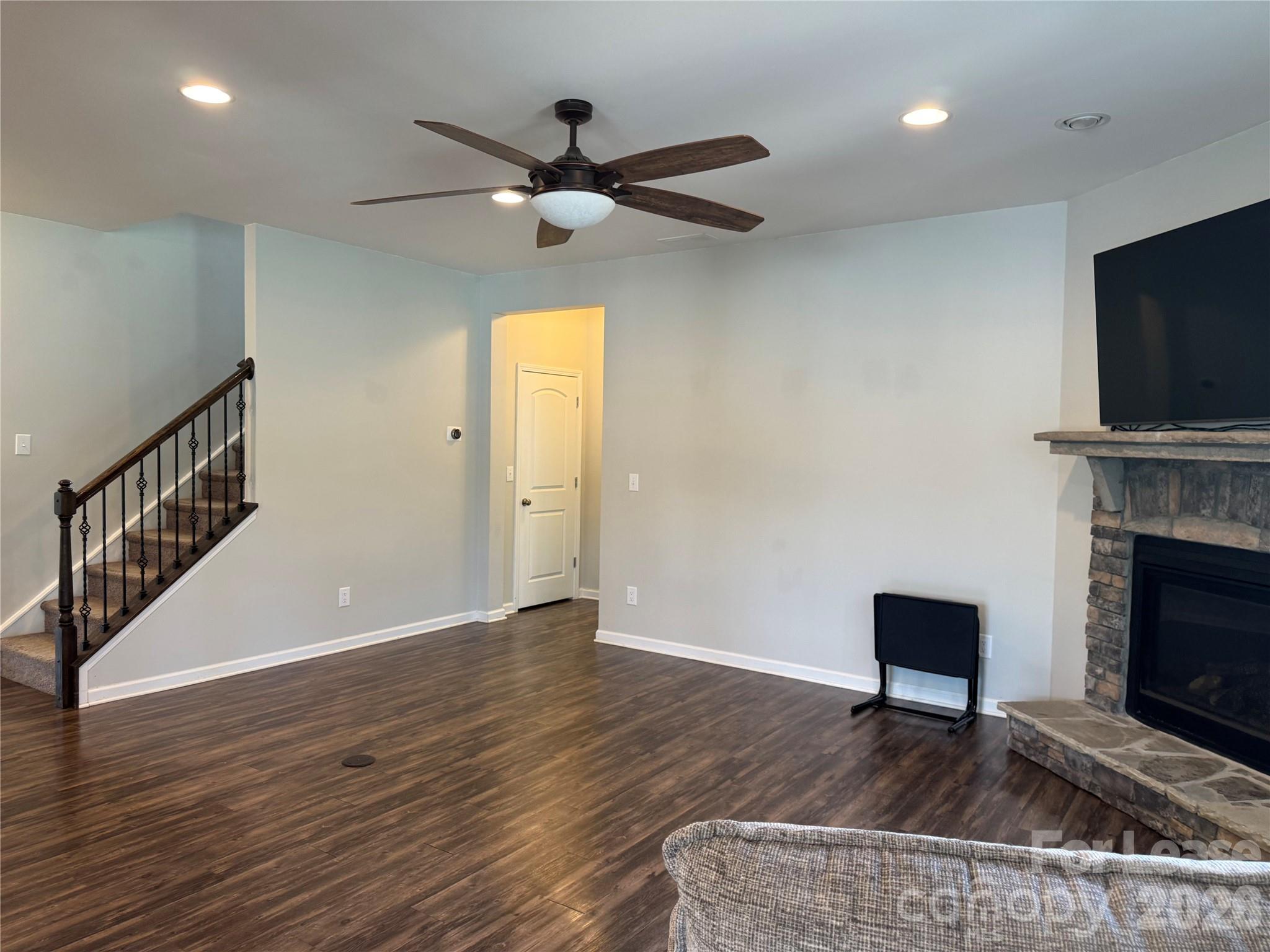 6308 Durango Way Property Photo 17