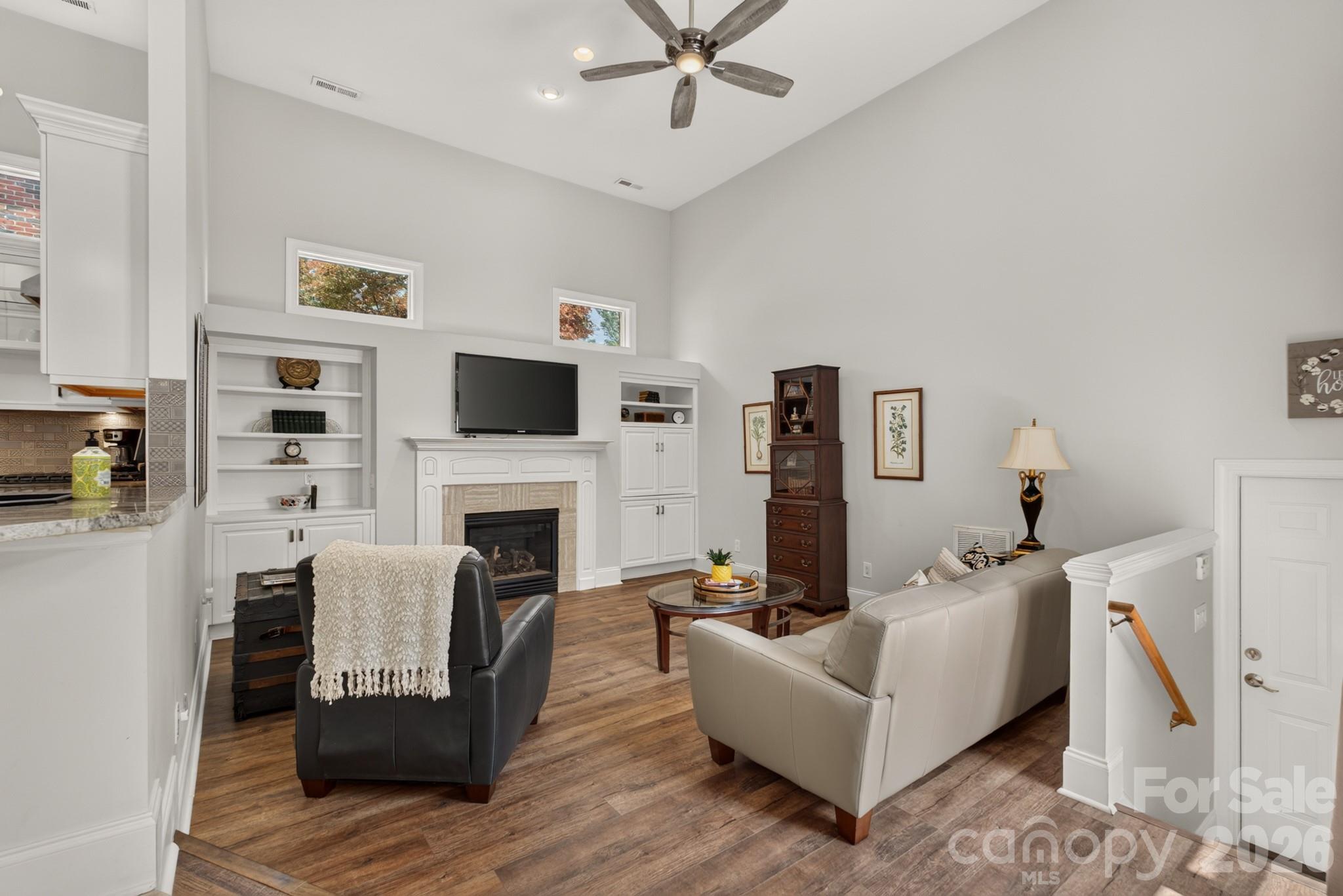 978 Blakeley Walk Property Photo 22