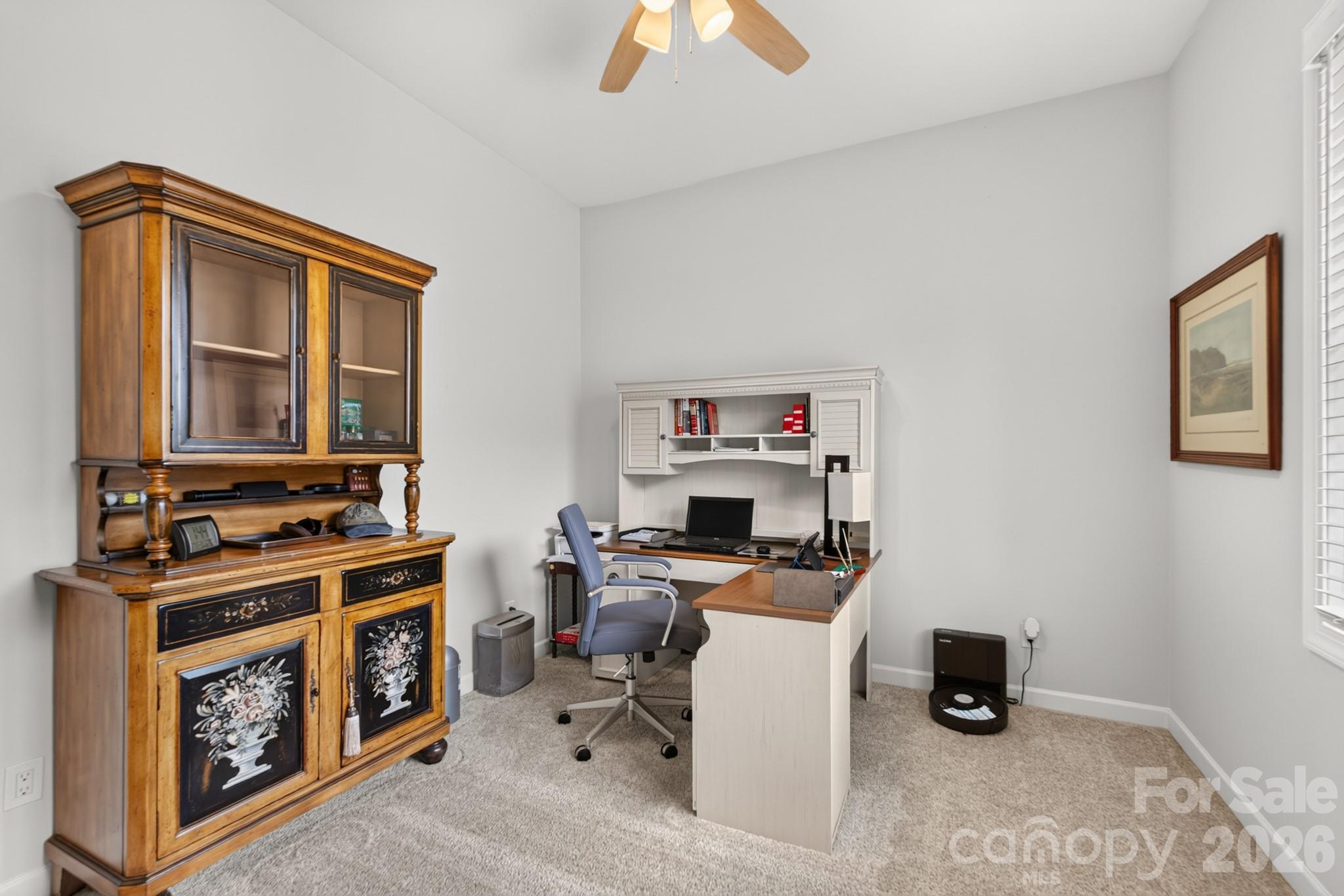 978 Blakeley Walk Property Photo 36