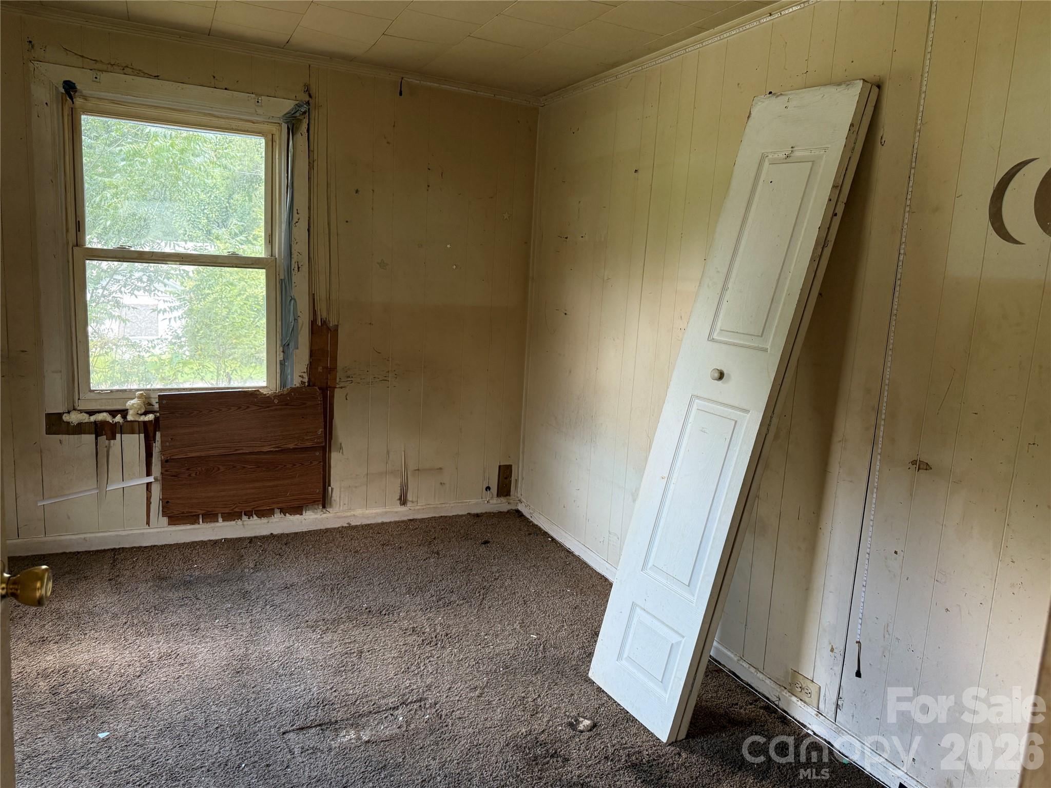 712 N Myrtle Street Property Photo 2