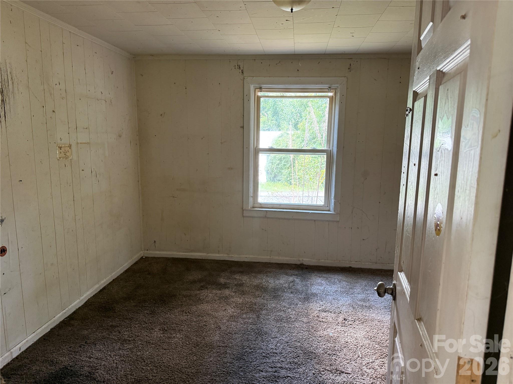 712 N Myrtle Street Property Photo 5