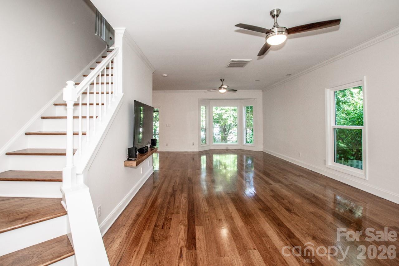 10211 Danesway Lane Property Photo 4