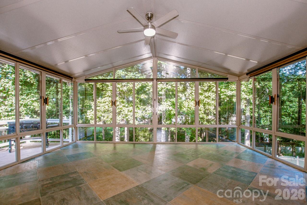 10211 Danesway Lane Property Photo 9