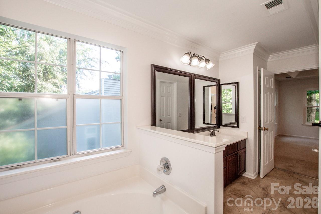 10211 Danesway Lane Property Photo 22