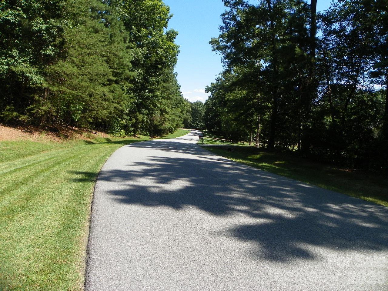 197 Pearl Bay Drive Property Photo 2