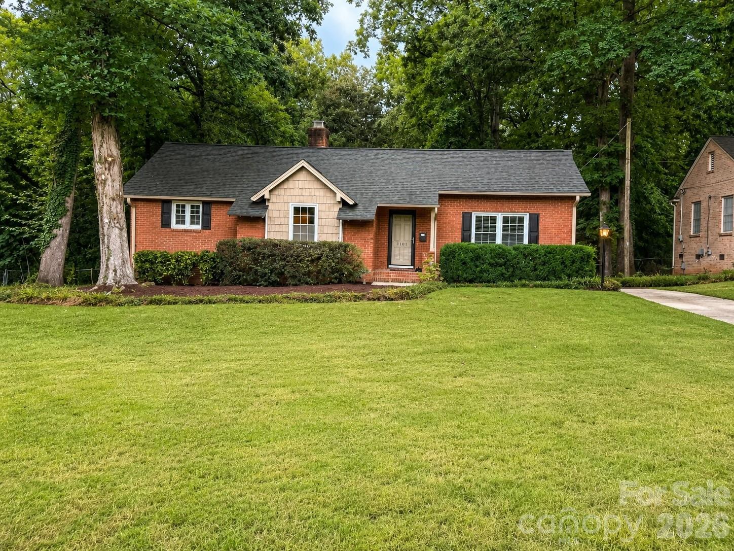 3101 Northampton Drive Property Photo 1