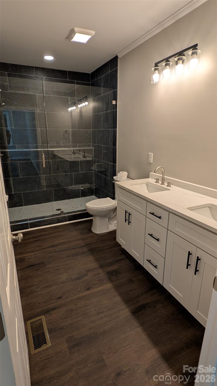 522 Stockton Street Property Photo 6