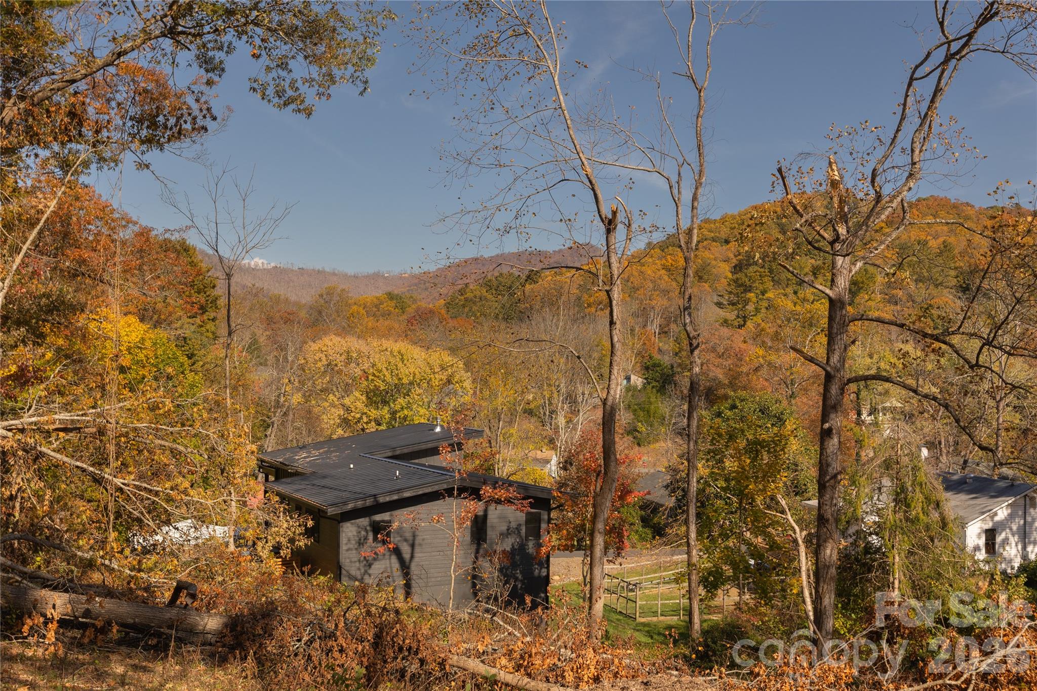 13 Bassett Road Property Photo 4