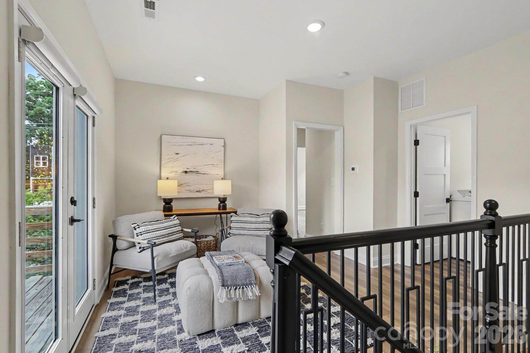 842 Belmont Avenue Property Photo 12
