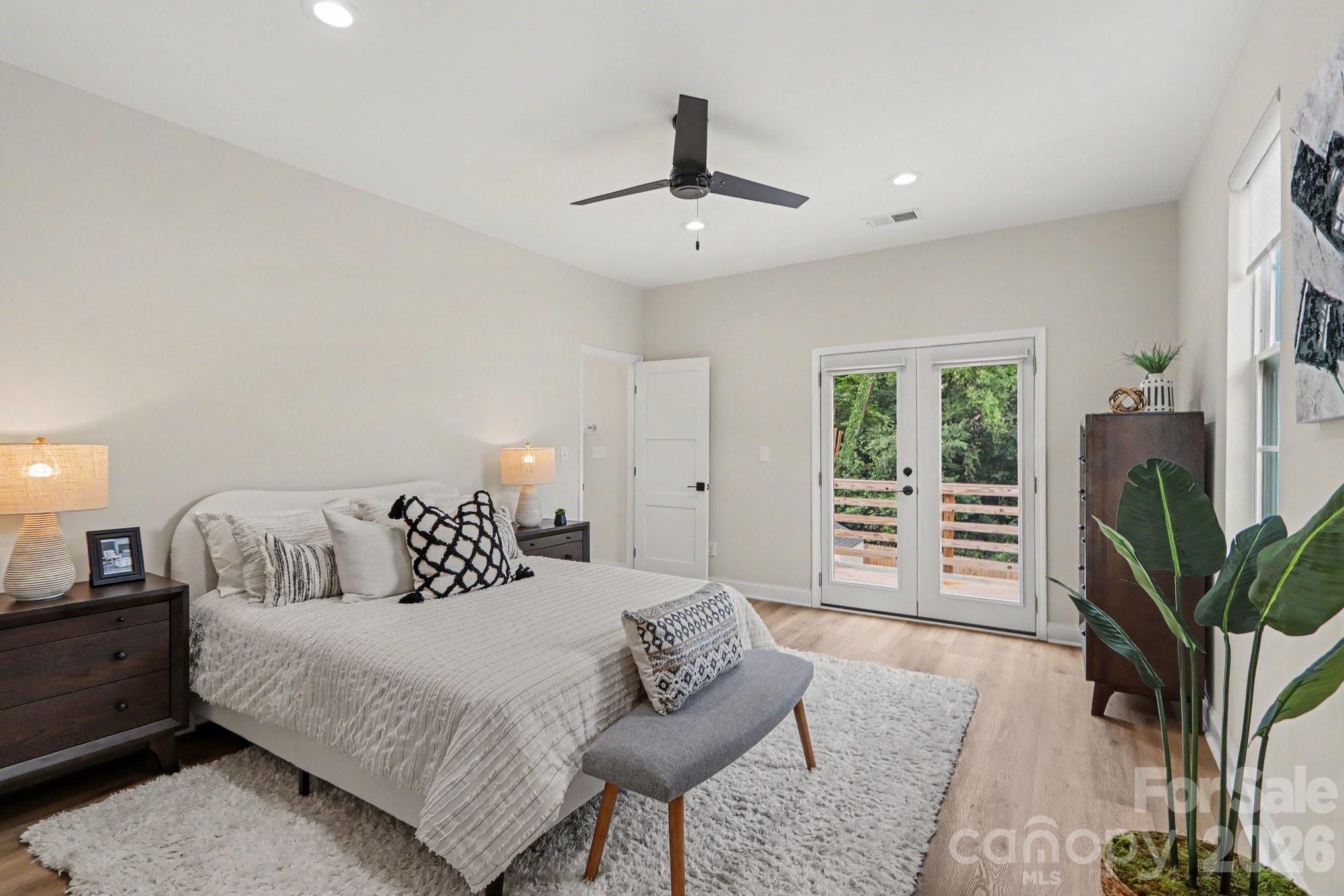 842 Belmont Avenue Property Photo 14