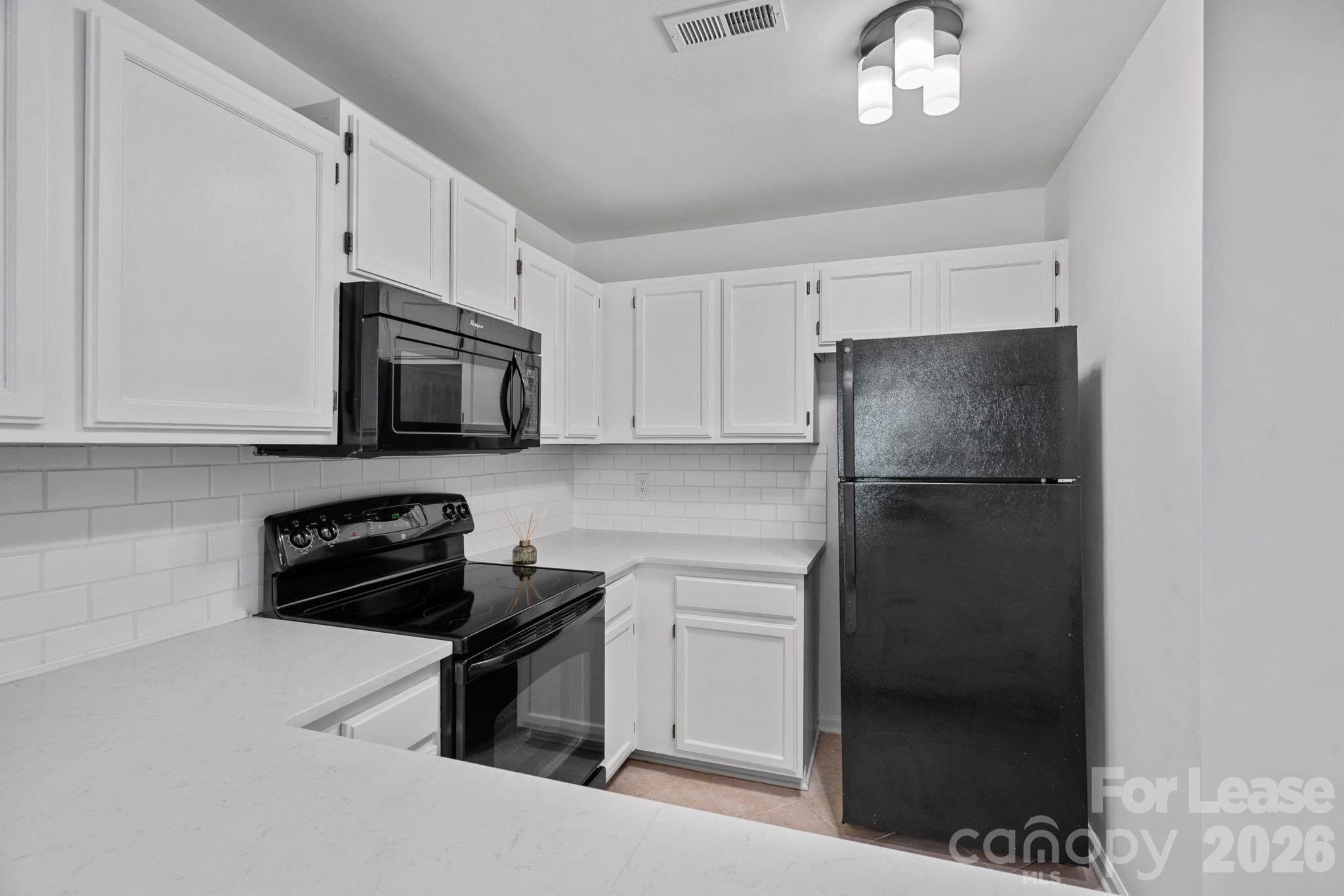 3302 Selwyn Farms Lane 9 Property Photo 12
