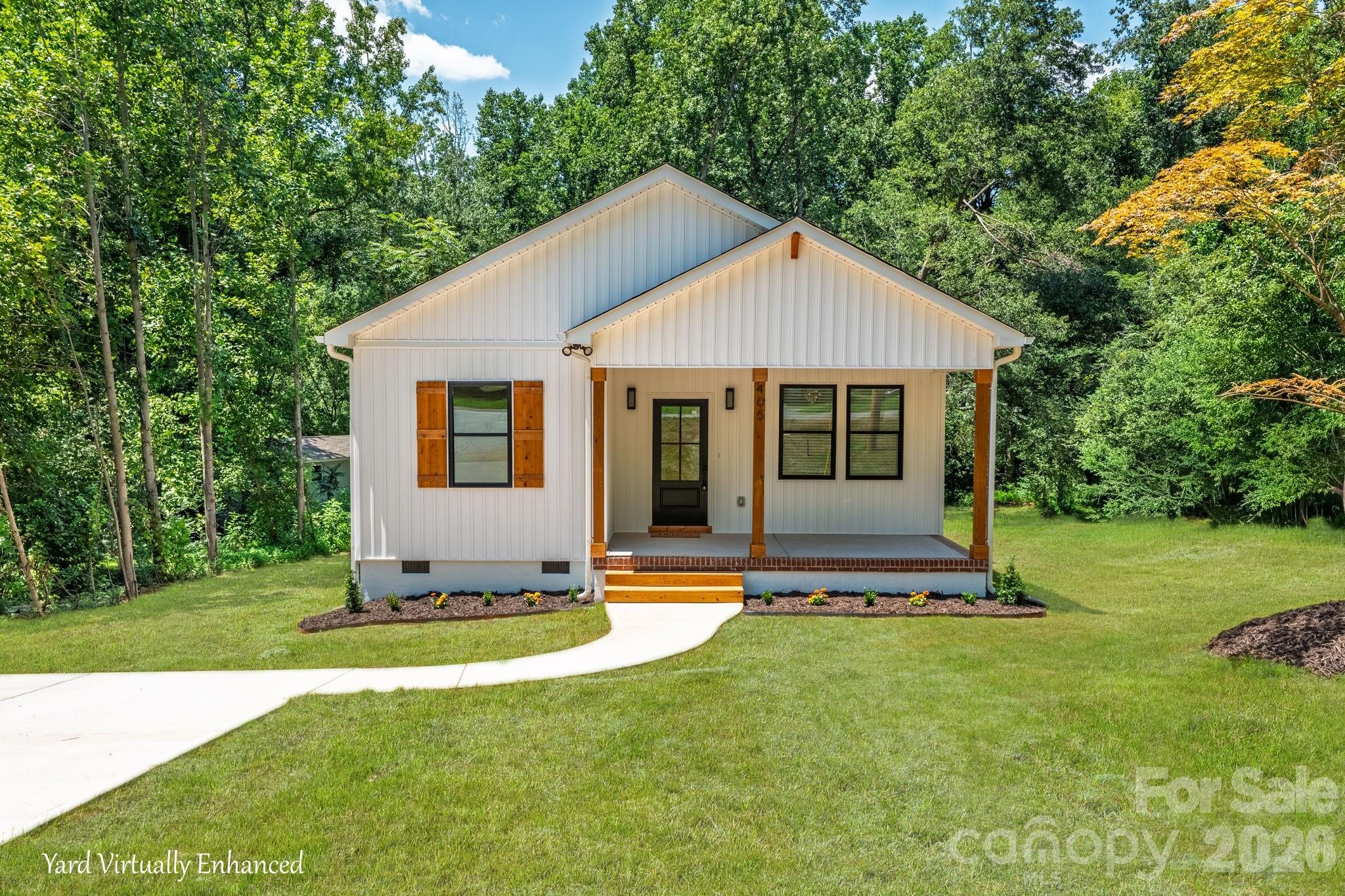 405 E Hill Drive Property Photo 1