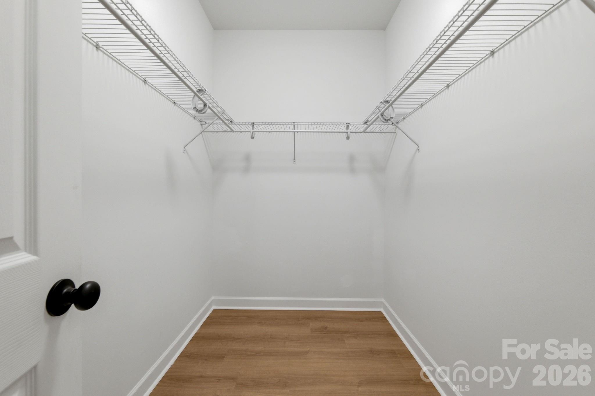 405 E Hill Drive Property Photo 25