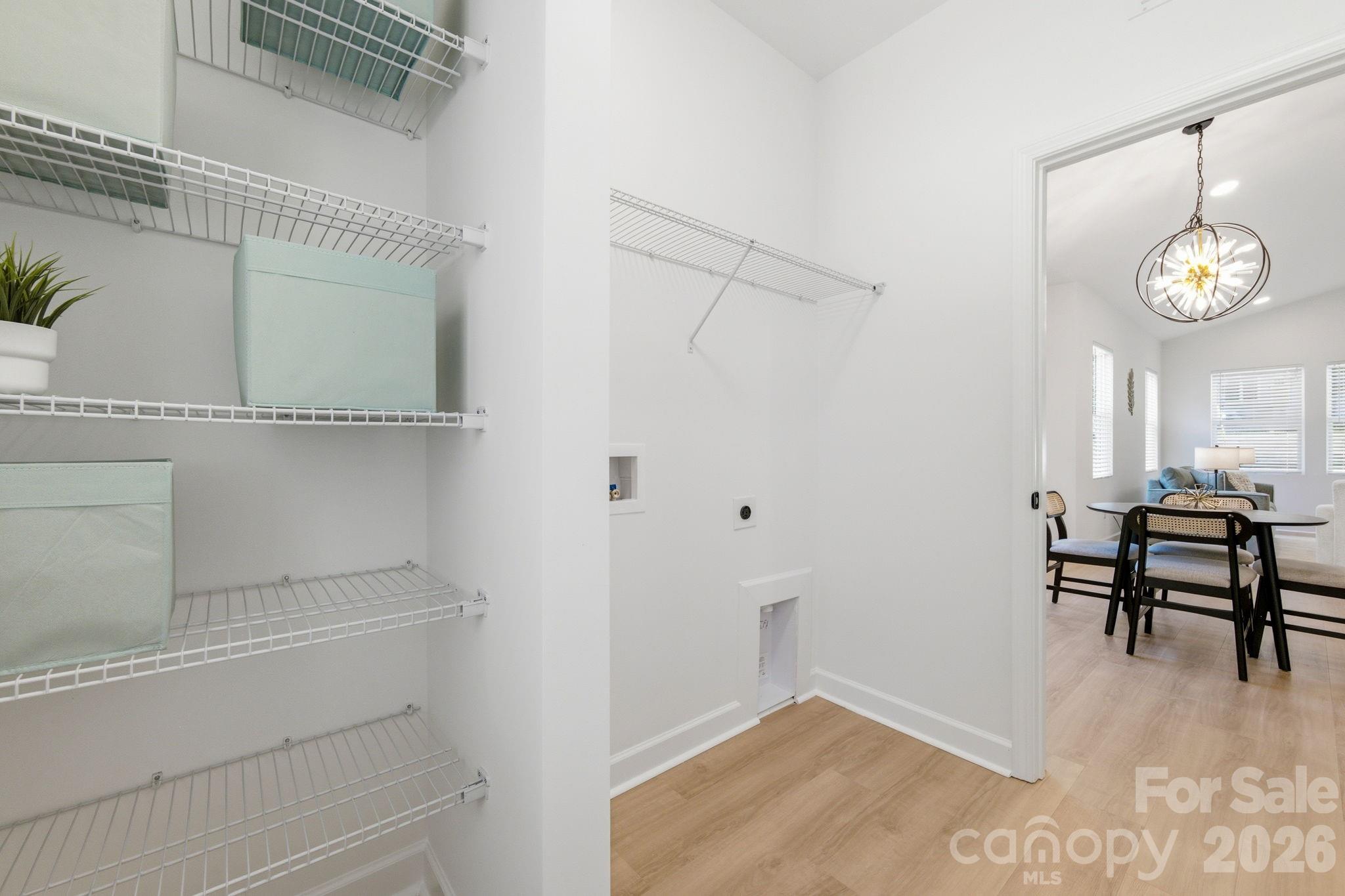 405 E Hill Drive Property Photo 31