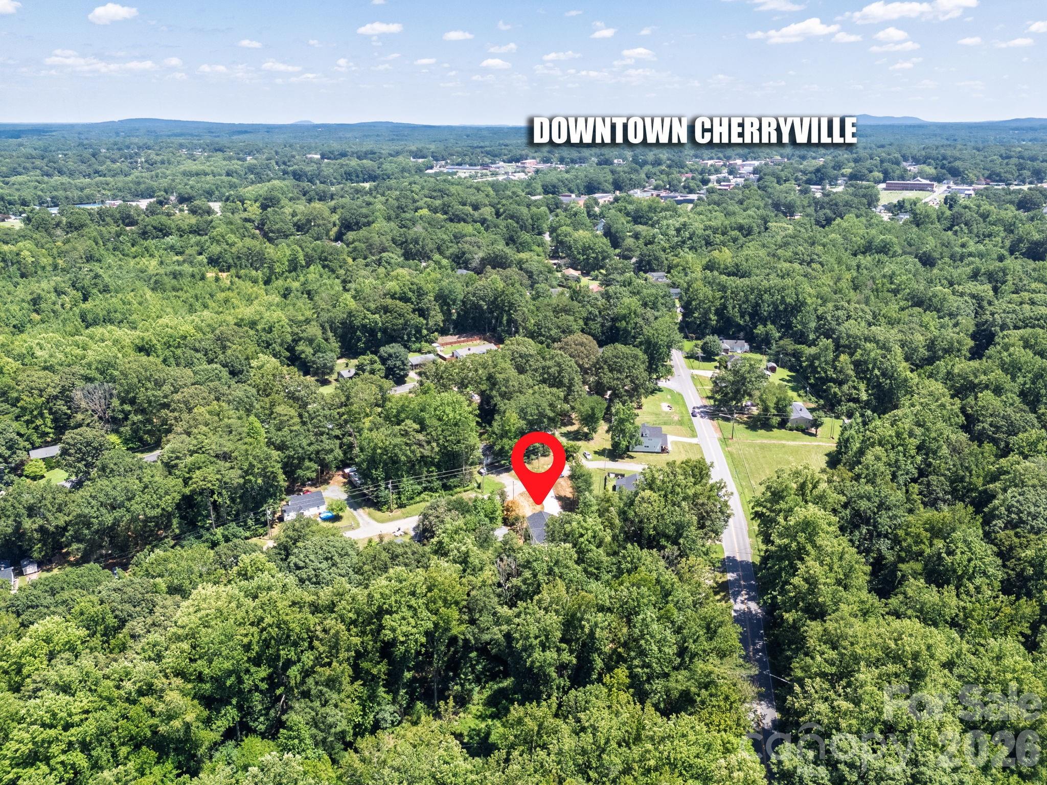 405 E Hill Drive Property Photo 43