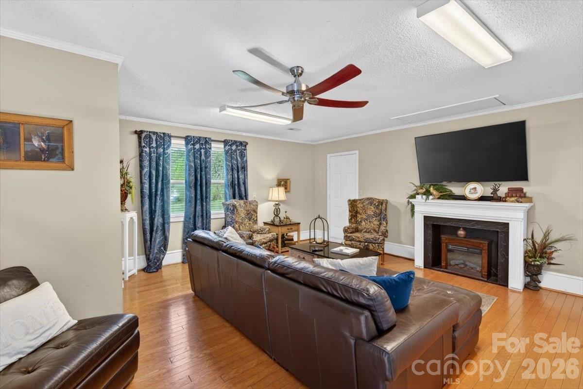 7142 Little Mountain Road Property Photo 8