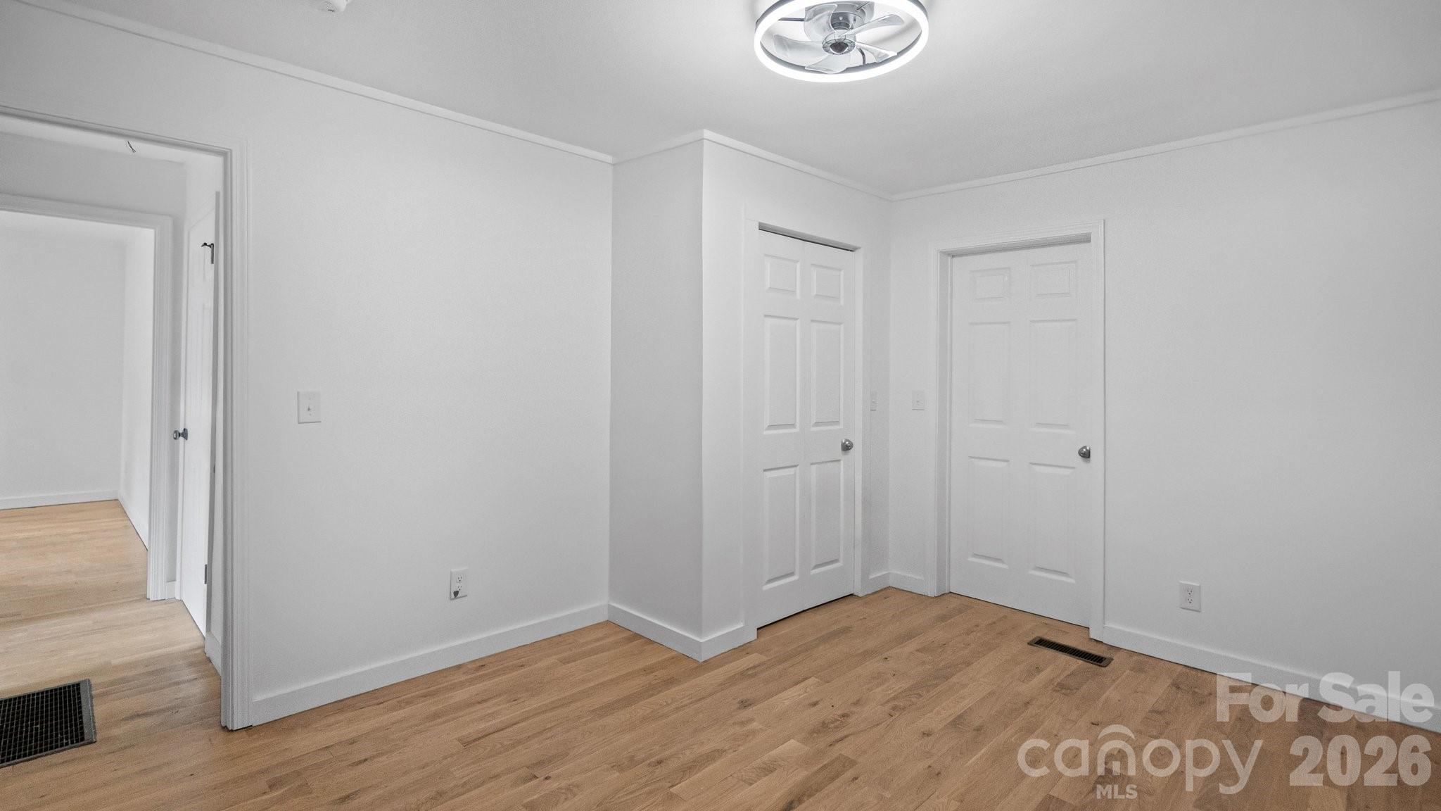 102 Falls Street Property Photo 31