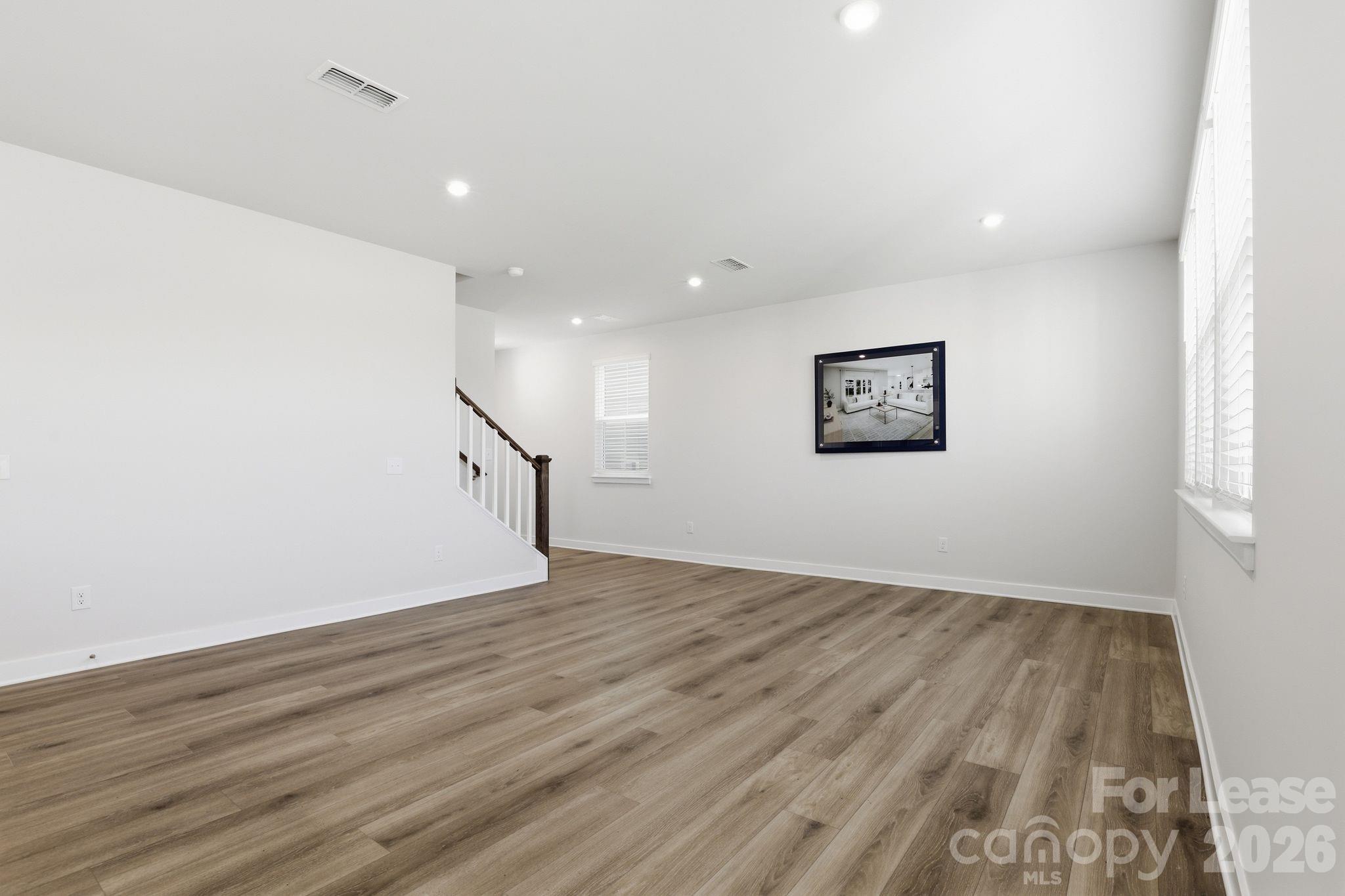 862 Heathway Drive Property Photo 10