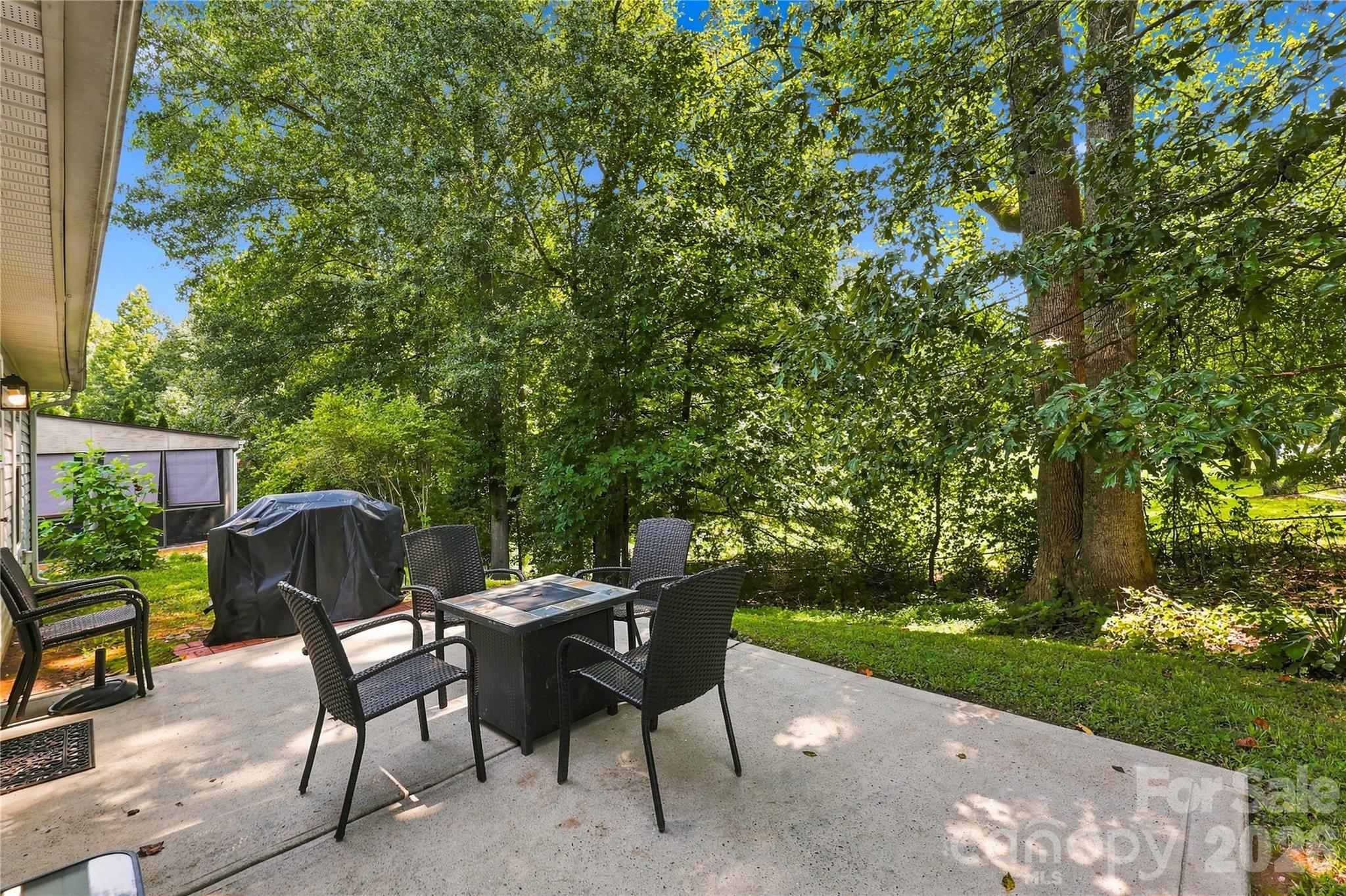 512 River View Drive Property Photo 22