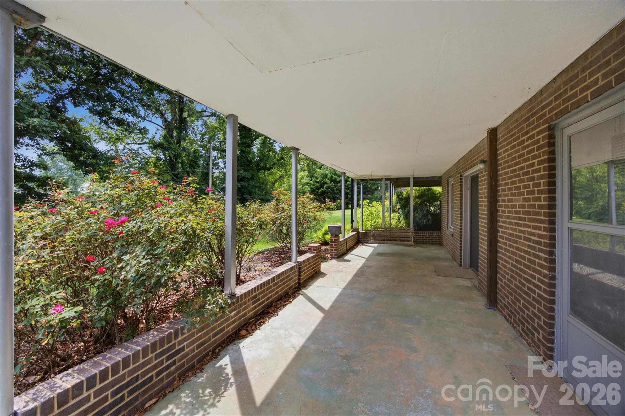 2711 Fairway Acres Circle Property Photo 11
