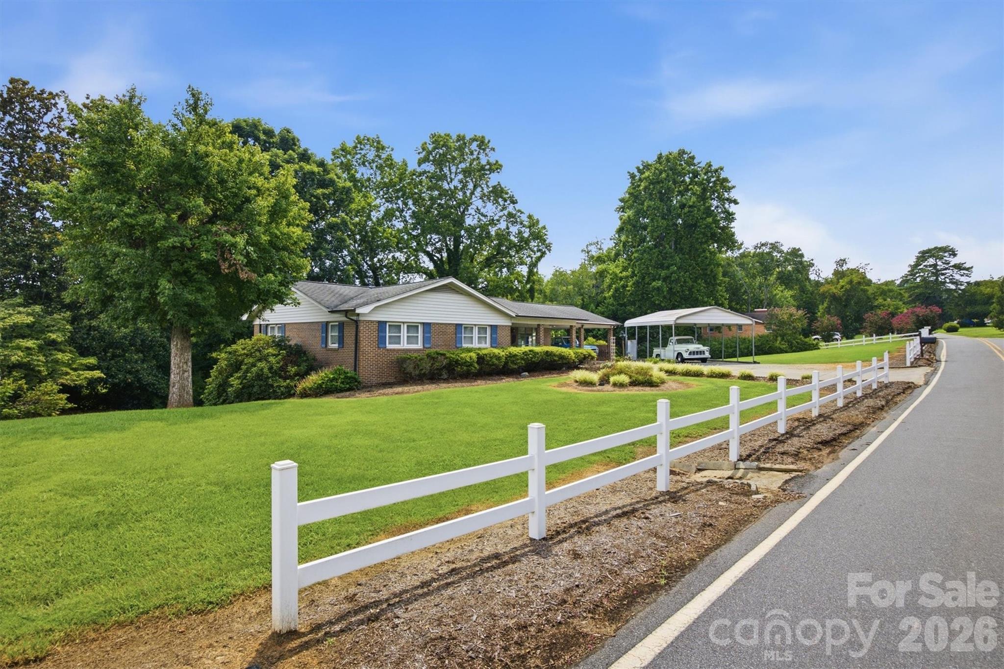 2711 Fairway Acres Circle Property Photo 23