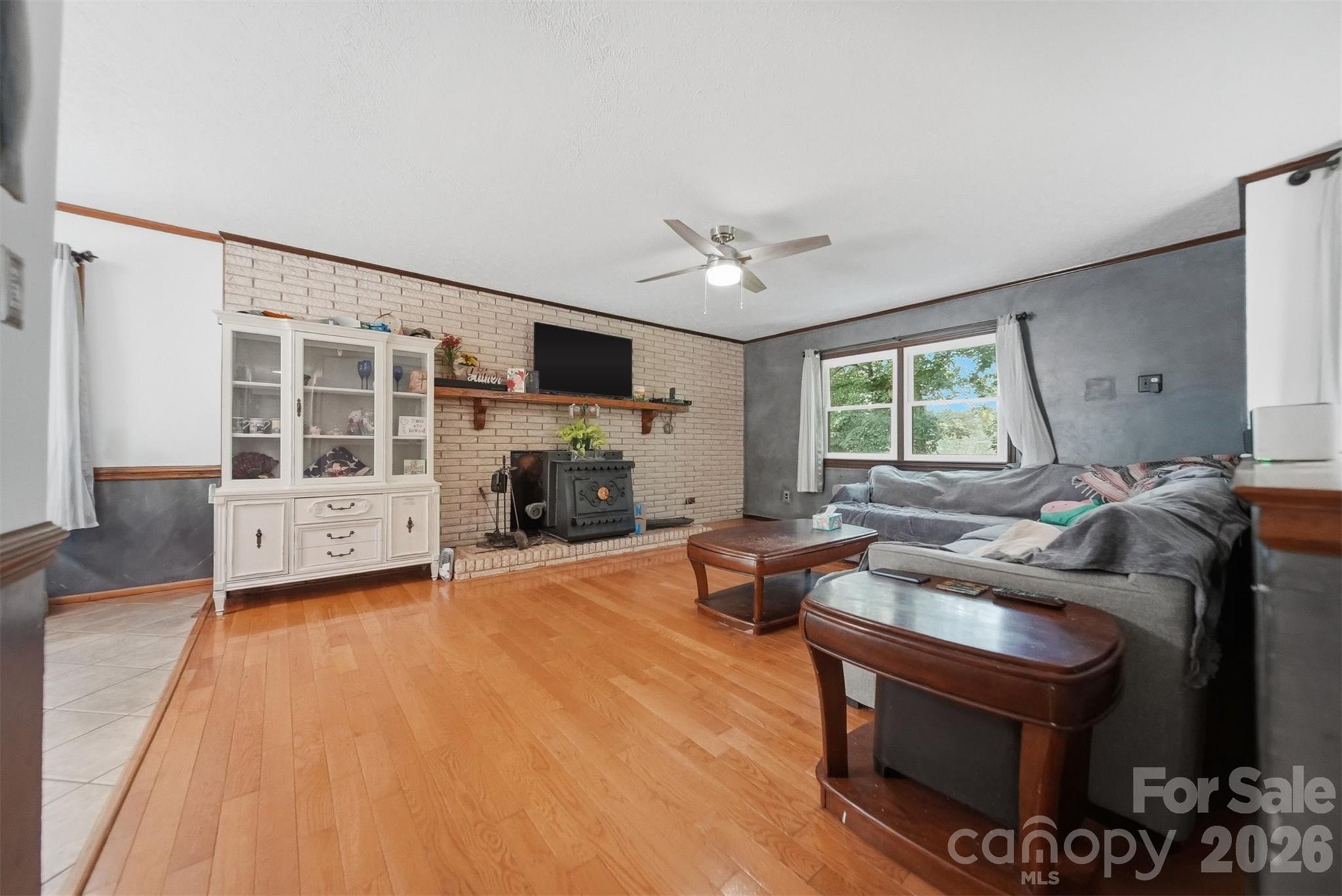 1924 Braswell Place Property Photo 3