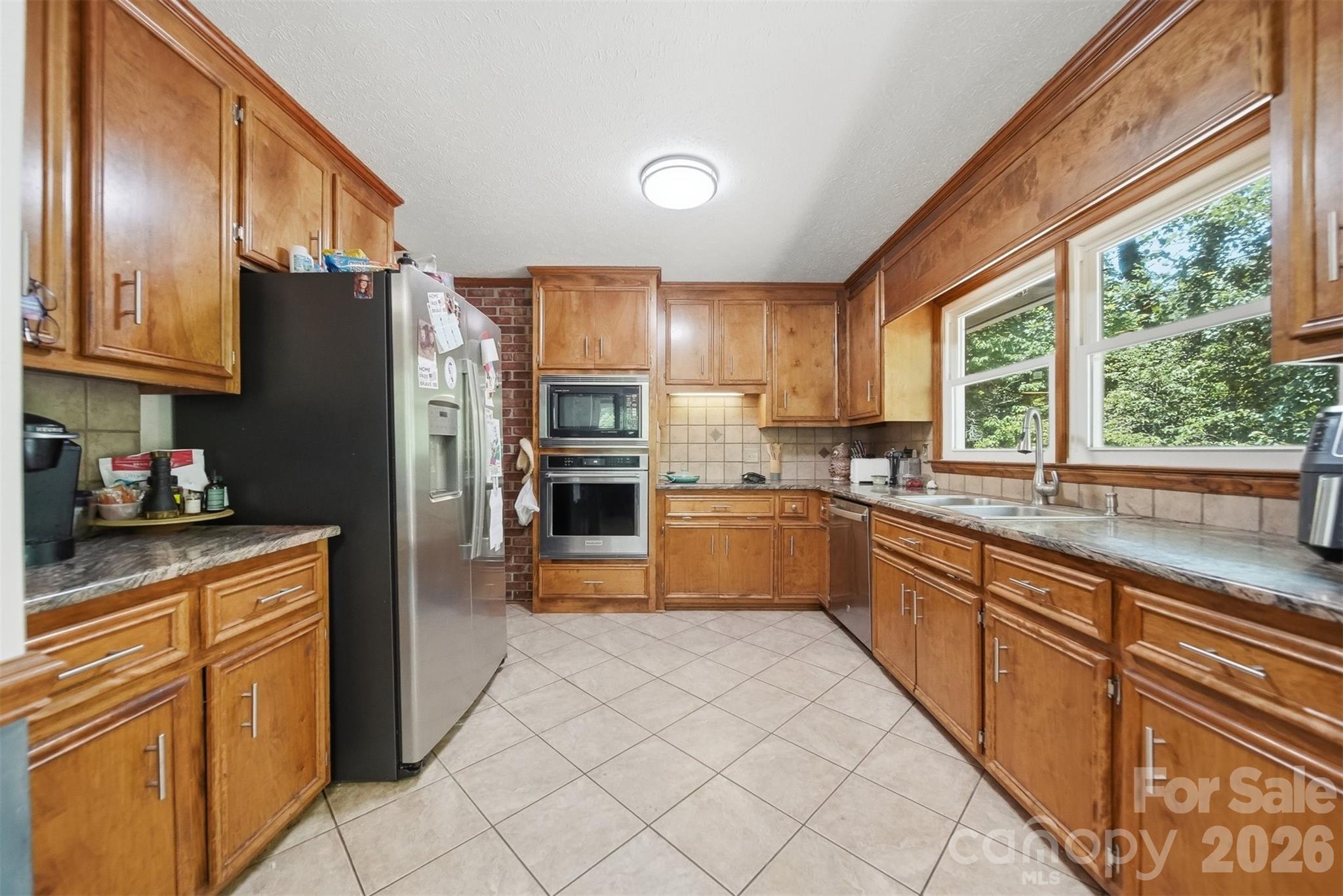 1924 Braswell Place Property Photo 9