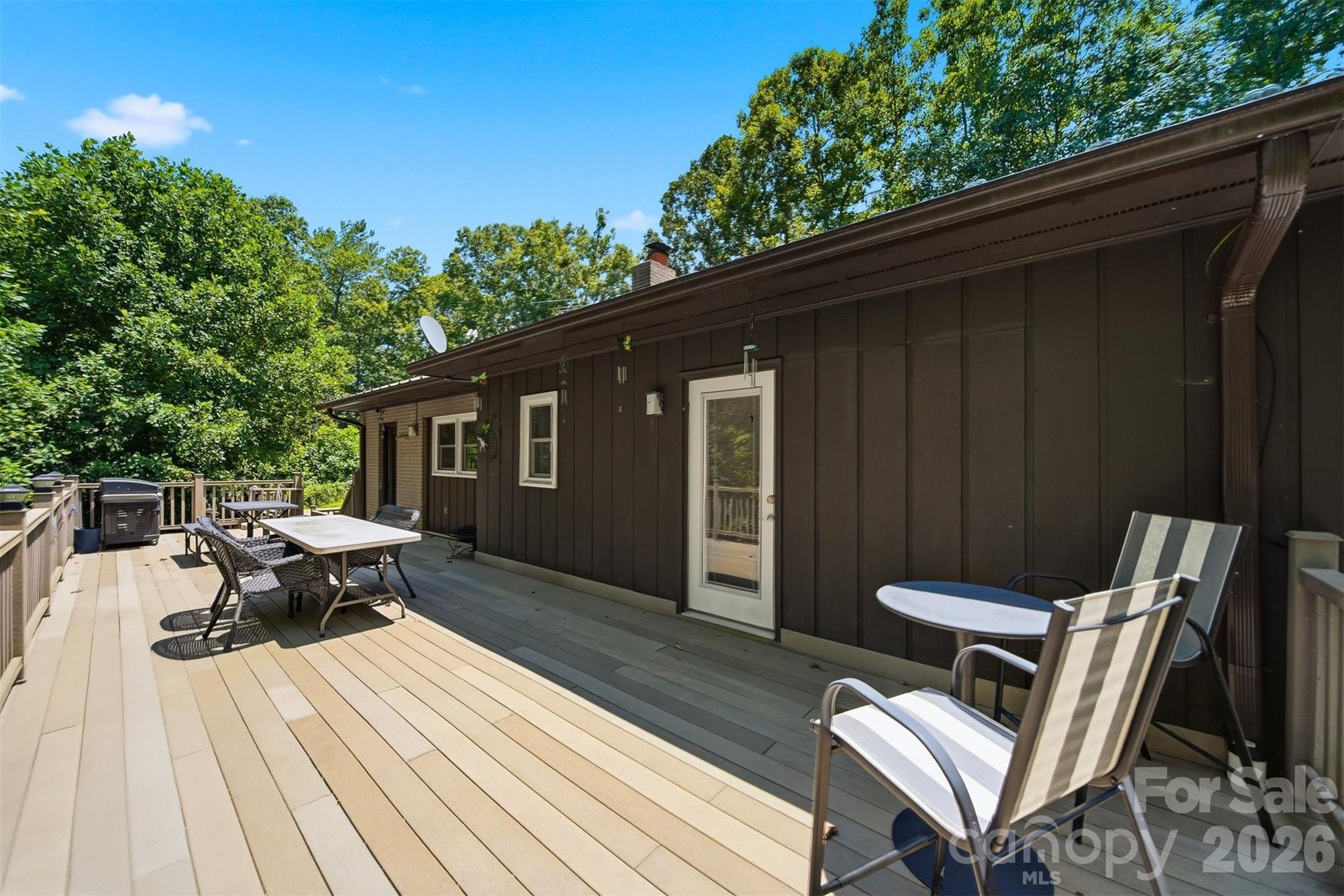 1924 Braswell Place Property Photo 24