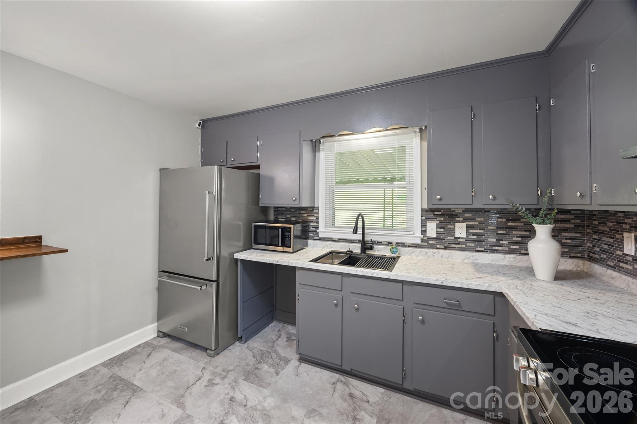 4448 Ridge Valley Drive Property Photo 10