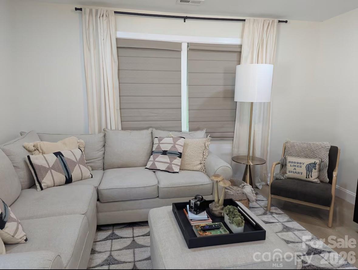 3445/3447 Tappan Place Property Photo 28