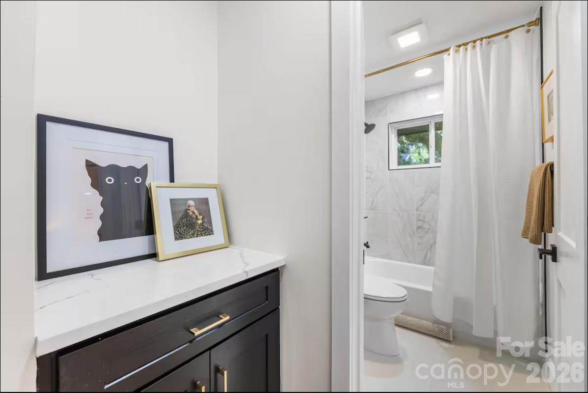 3445/3447 Tappan Place Property Photo 37
