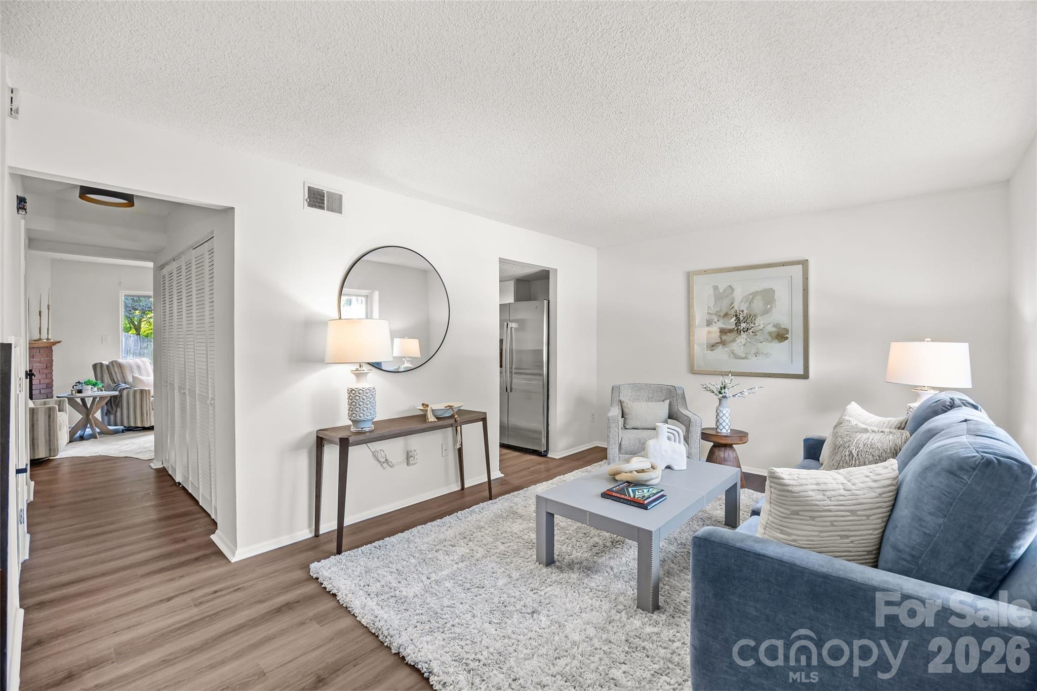 8254 Knights Bridge Road Property Photo 2