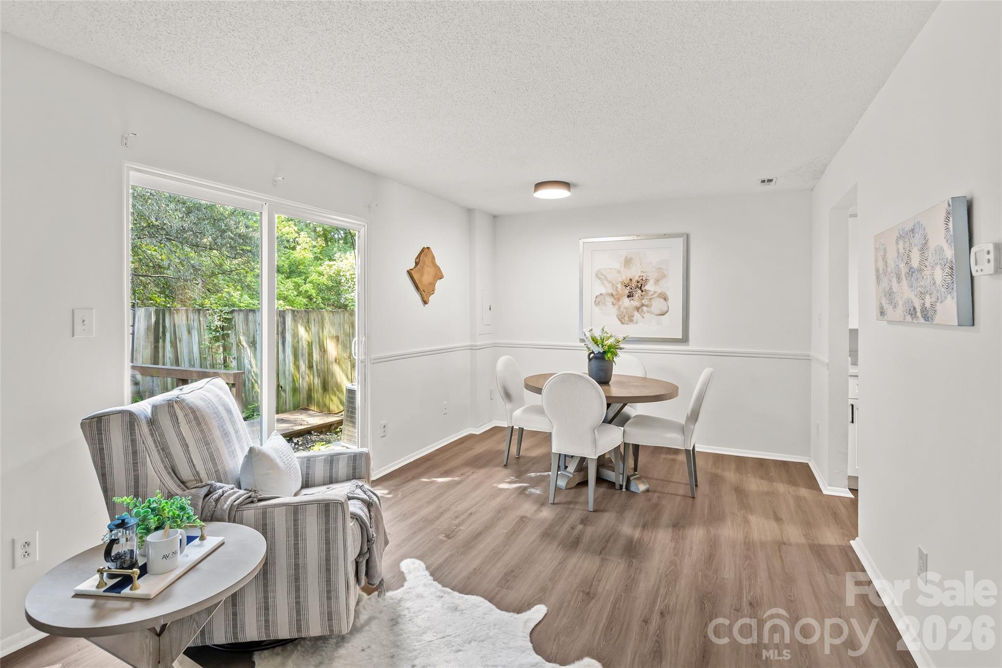 8254 Knights Bridge Road Property Photo 14