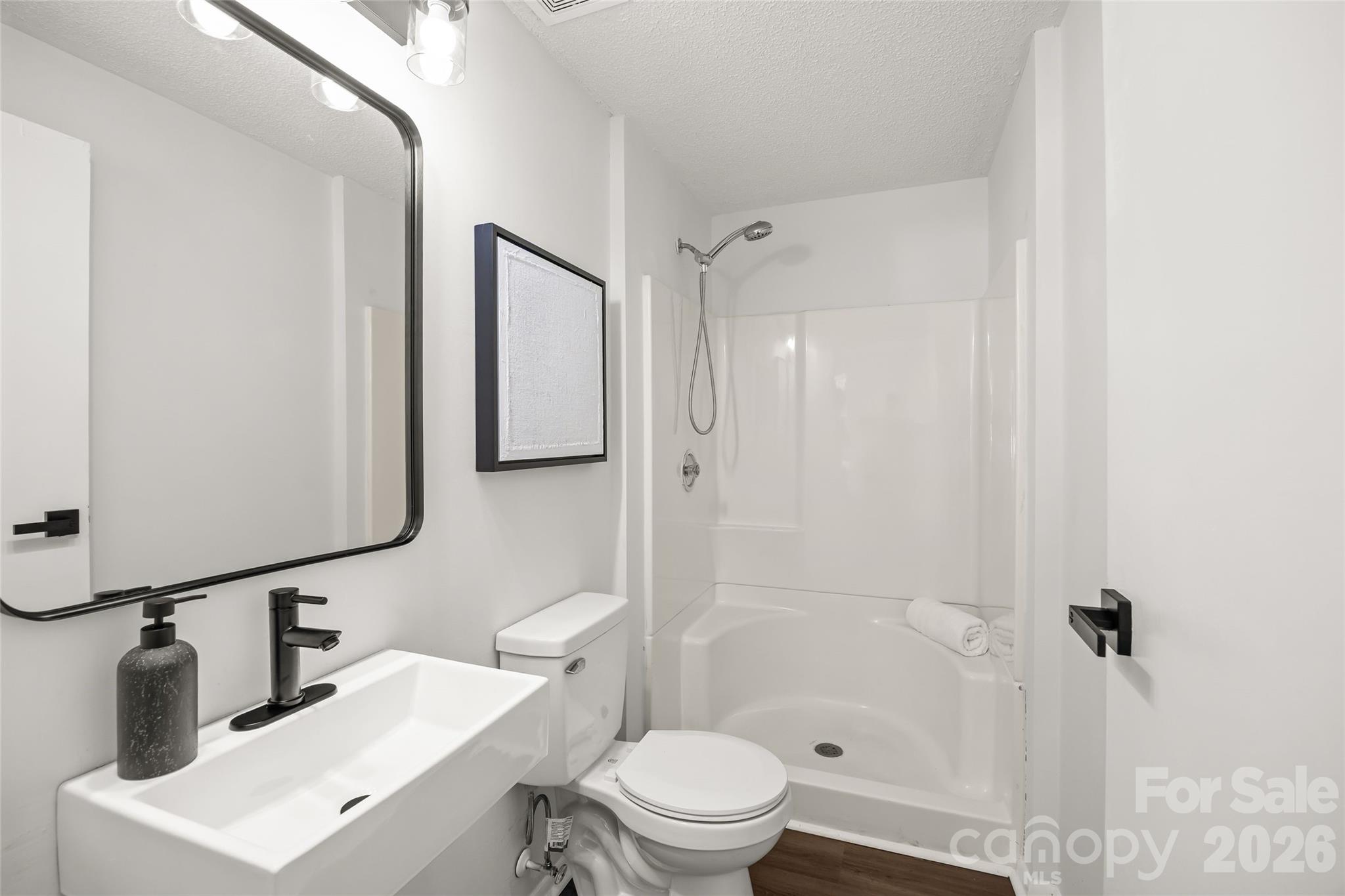 8254 Knights Bridge Road Property Photo 21
