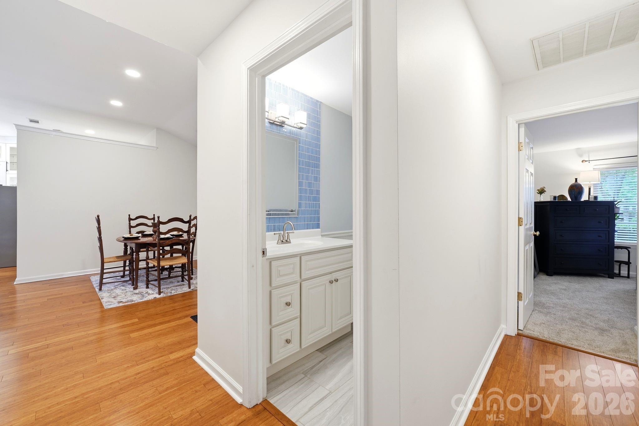 1347 Eisenhower Place Property Photo 24