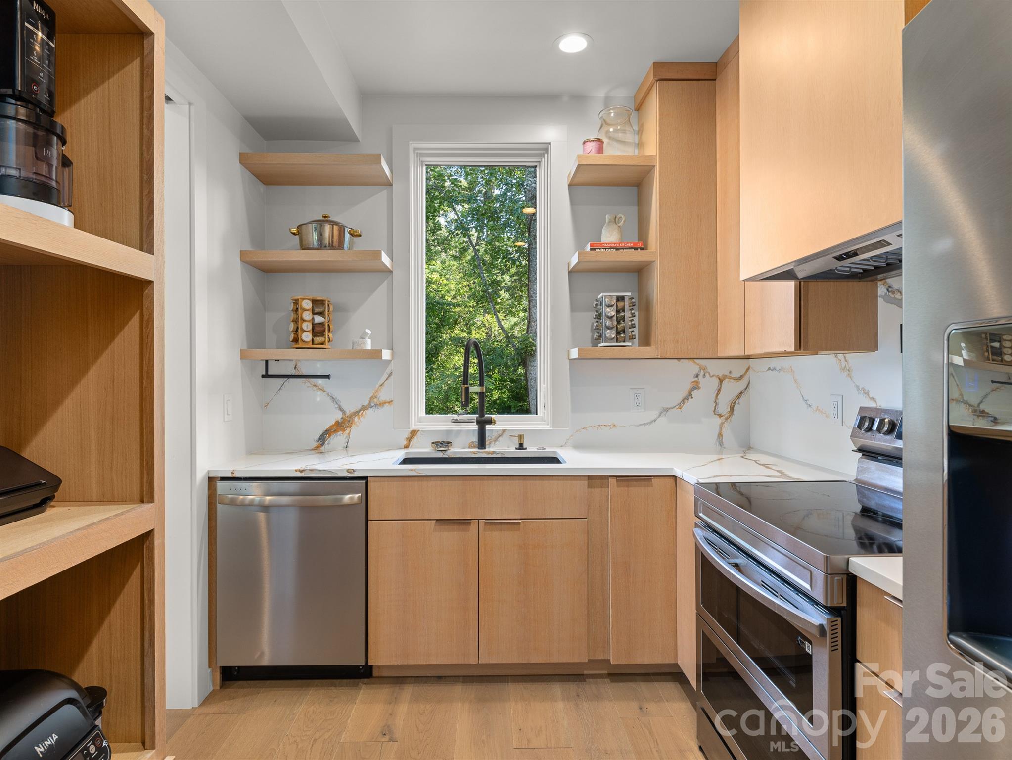 52 Klimovych Road Property Photo 13