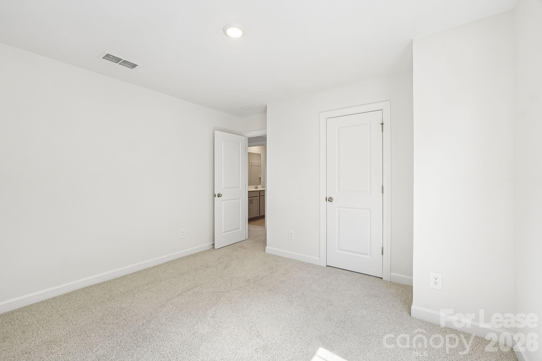 1852 Wrenley Drive Property Photo 22