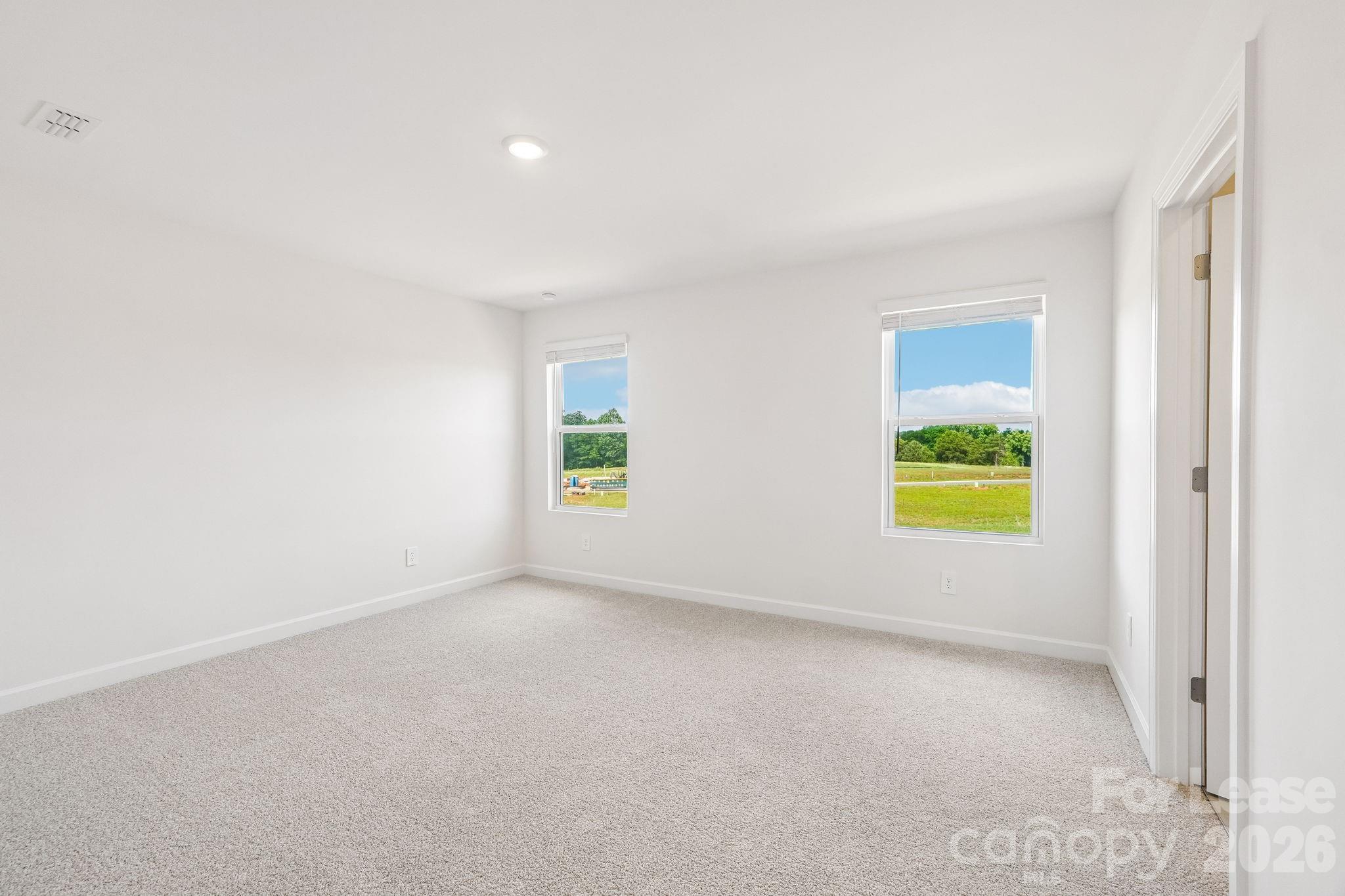 1852 Wrenley Drive Property Photo 29