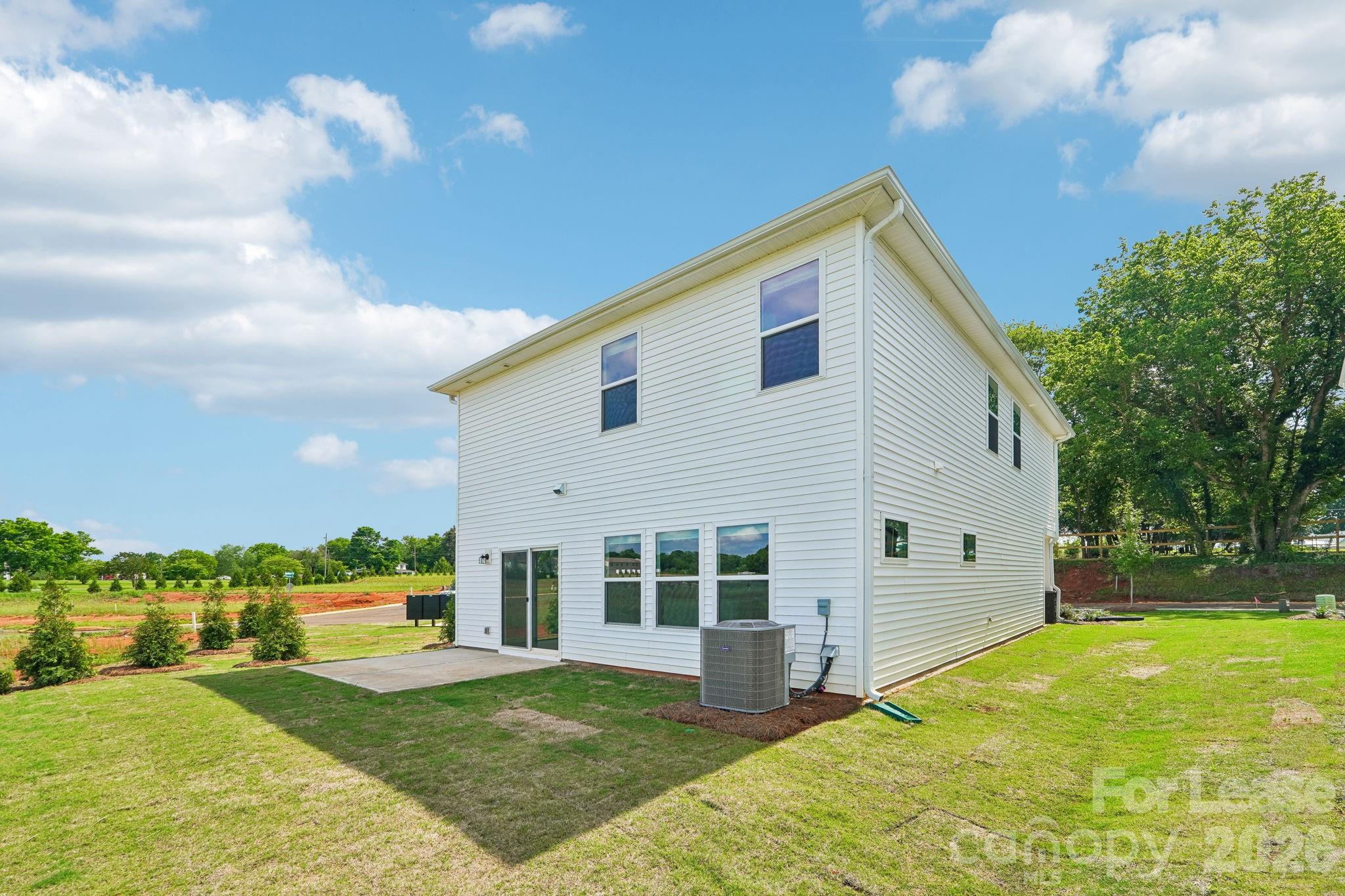1852 Wrenley Drive Property Photo 35