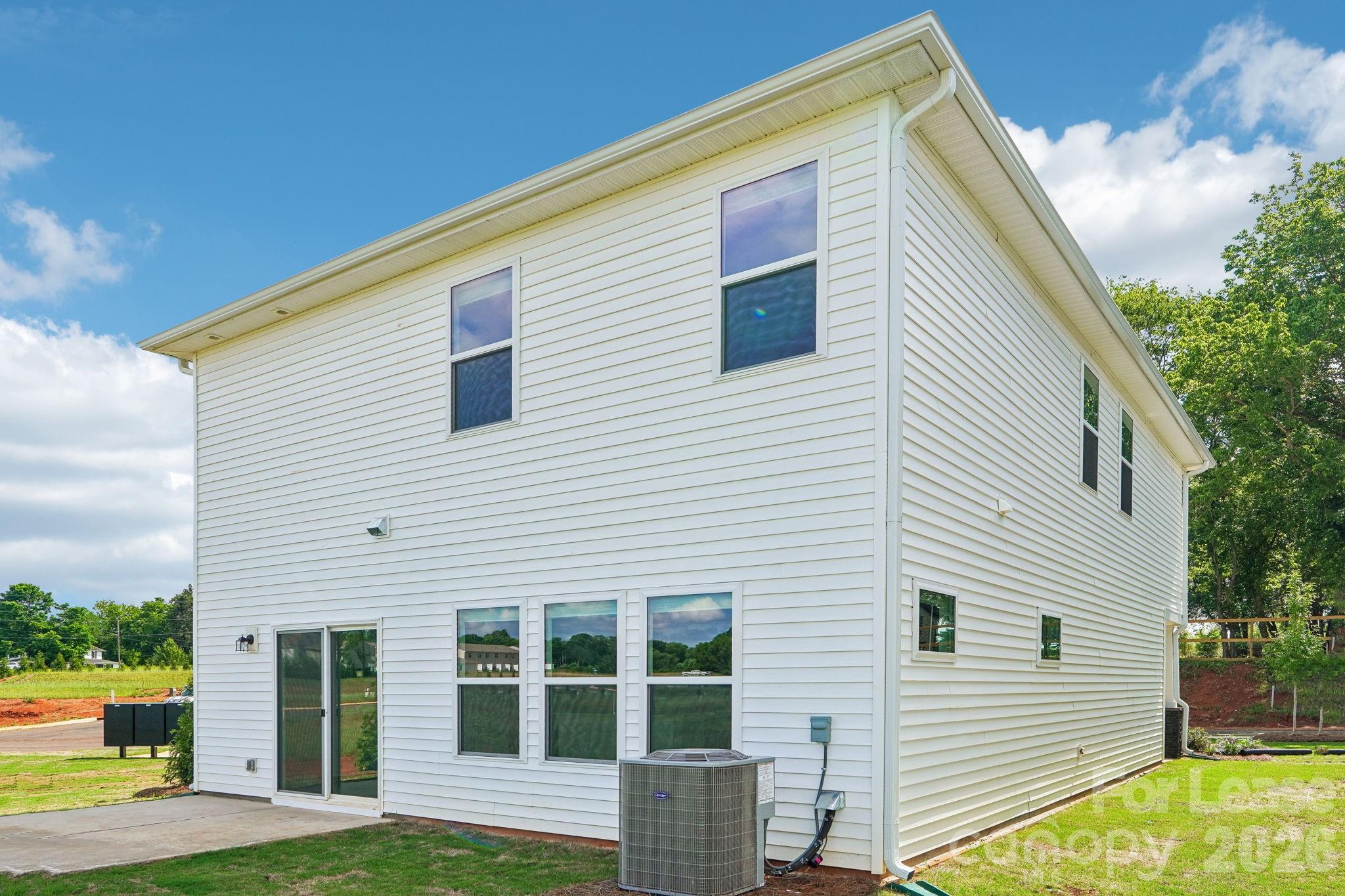 1852 Wrenley Drive Property Photo 36